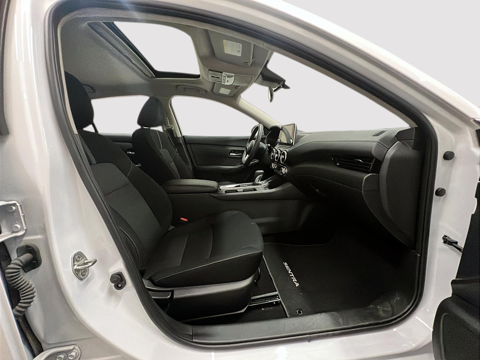 Nissan Sentra SV SPECIAL EDITION TOIT 2023 — photo 8
