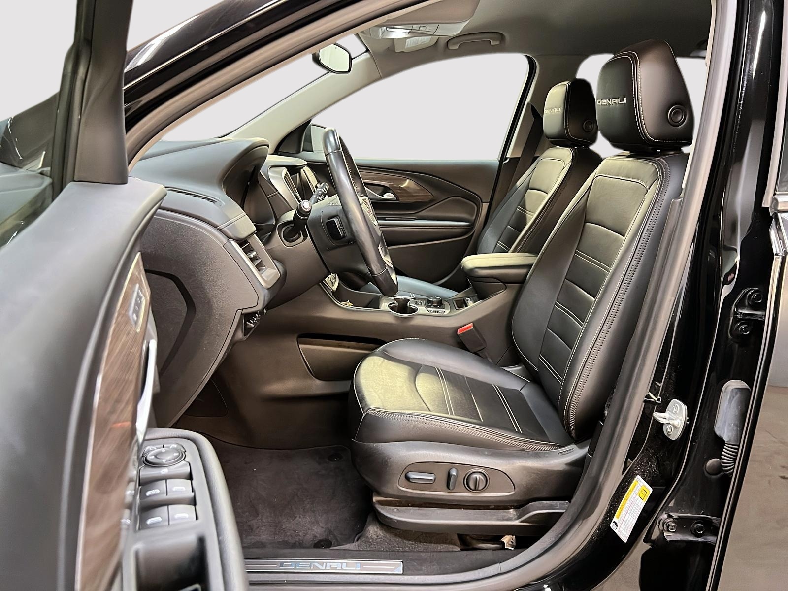 GMC Terrain DENALI CUIR NAV 4RM 2022 - image #7