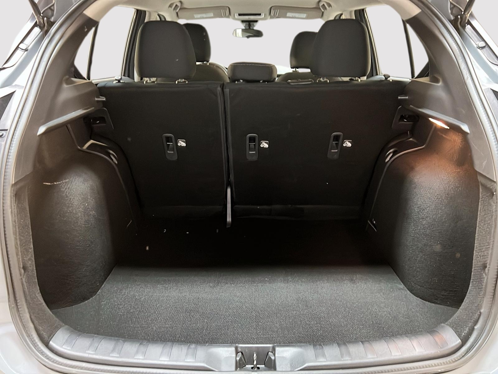 Nissan Kicks SV 2024 — photo 8