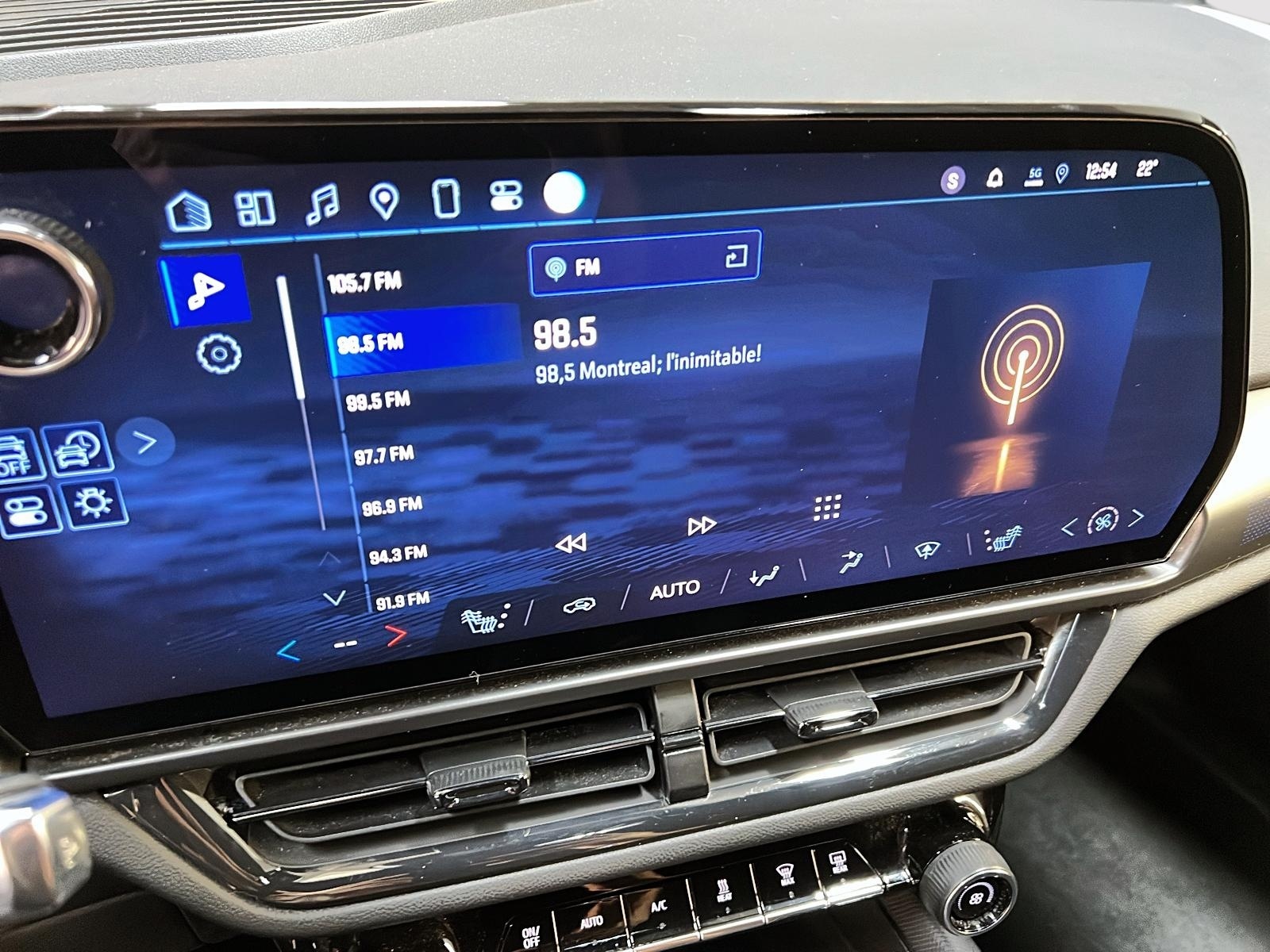 Chevrolet Equinox EV 2RS CUIR NAV 2024 - image #15