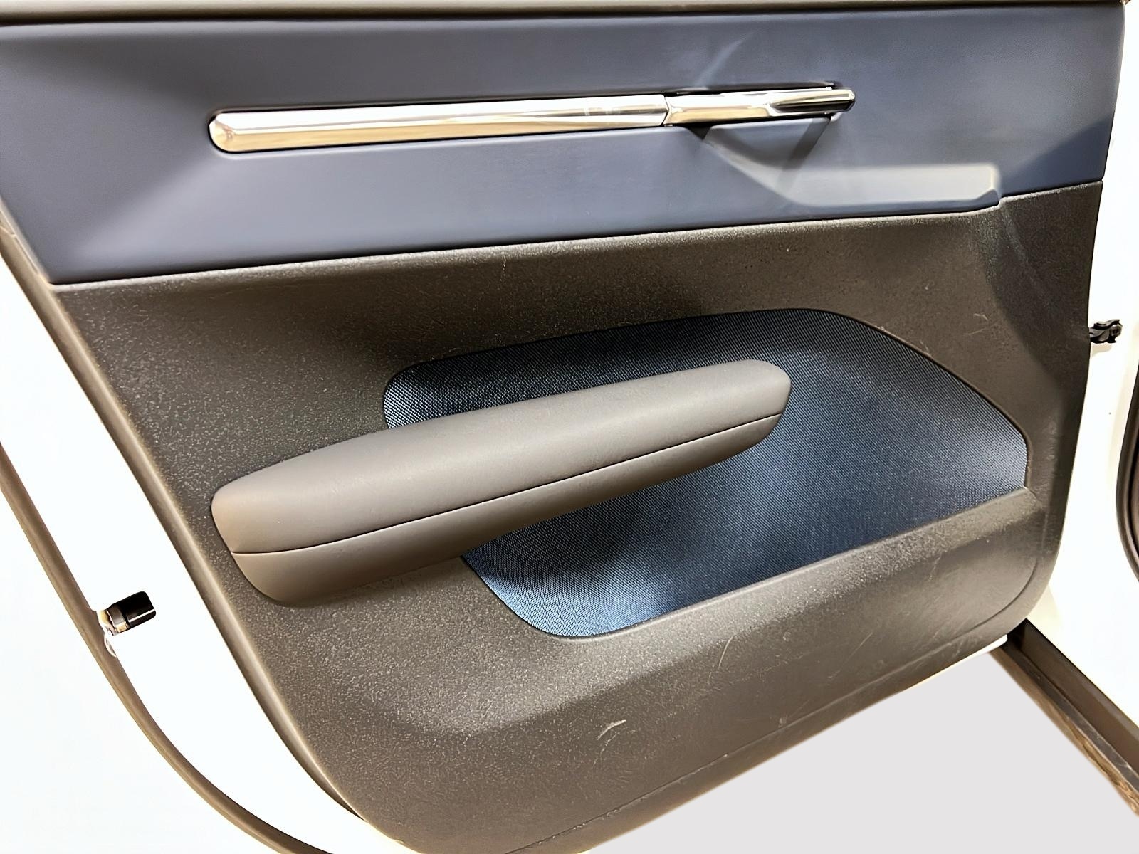 Volvo EX30 2025 - Image #22