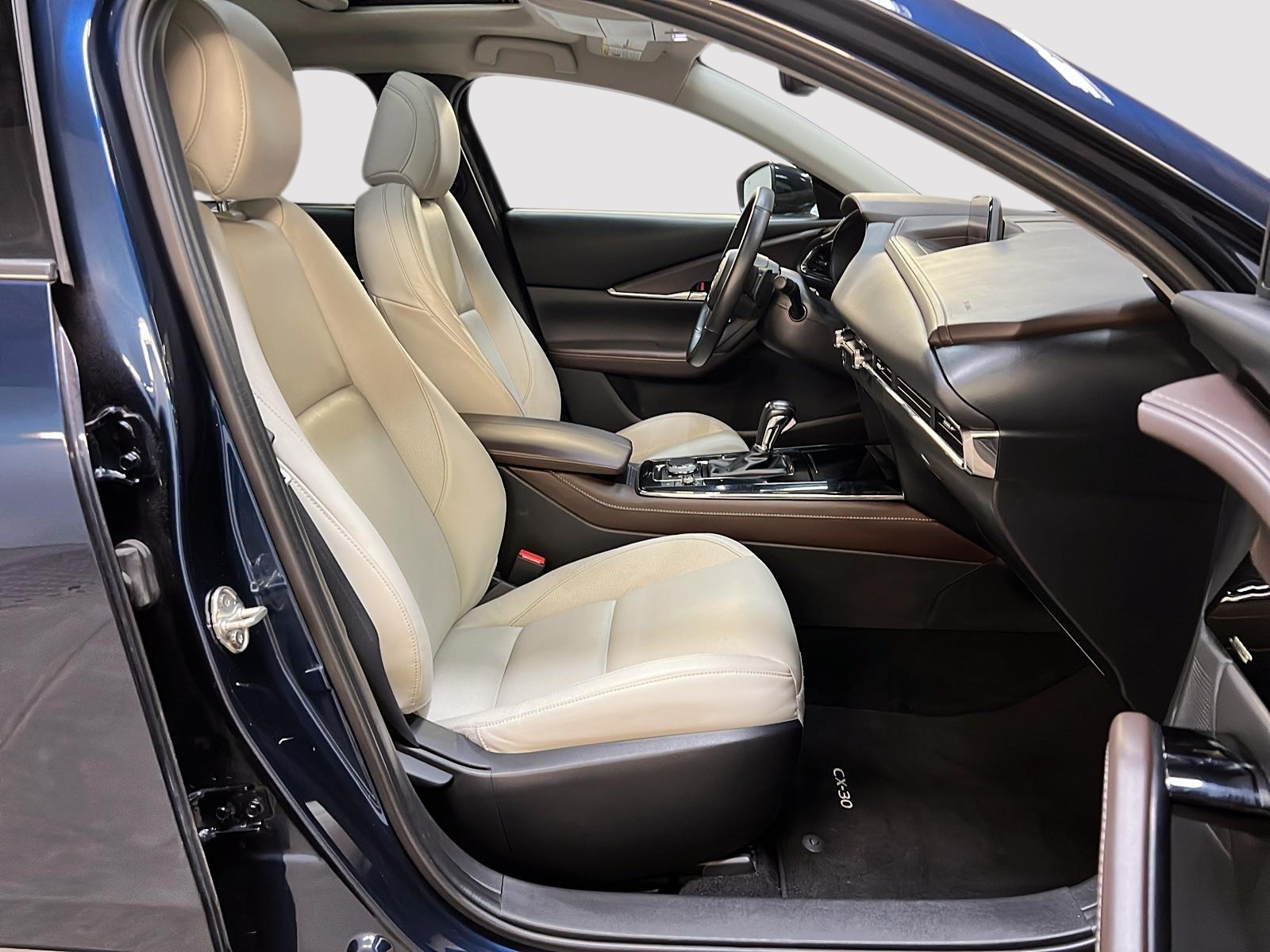 Mazda CX-30 GT TURBO CUIR TOIT NAV 4RM 2022 - image #8