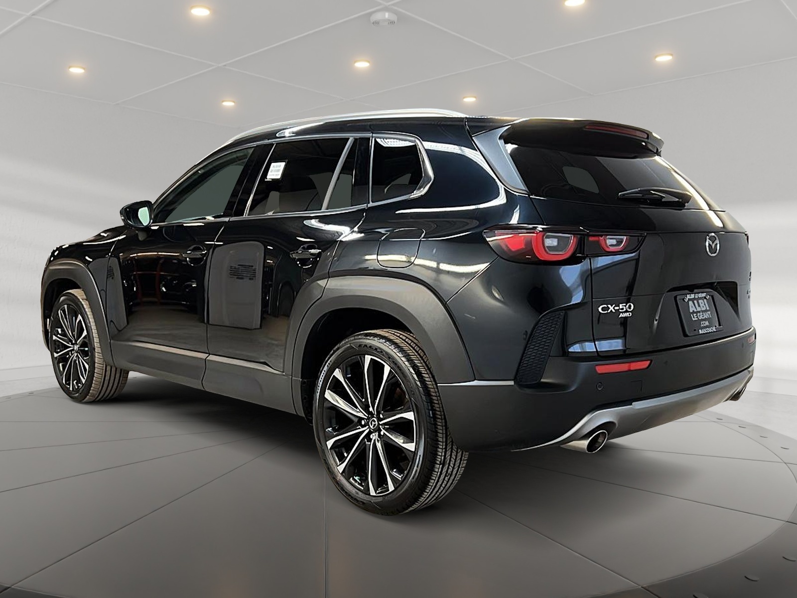 Mazda CX-50 GT TURBO CUIR TOIT PANO NAV 4RM 2024 - image #6