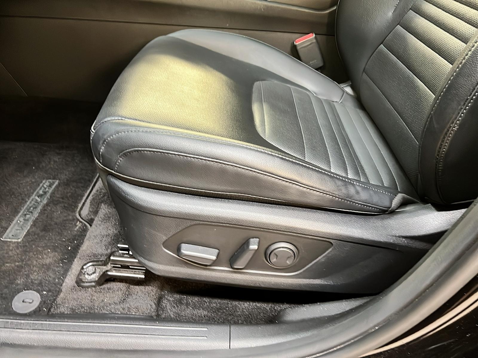 Kia Sportage SX PHEV CUIR TOIT PANO NAV 4RM 2025 - image #26