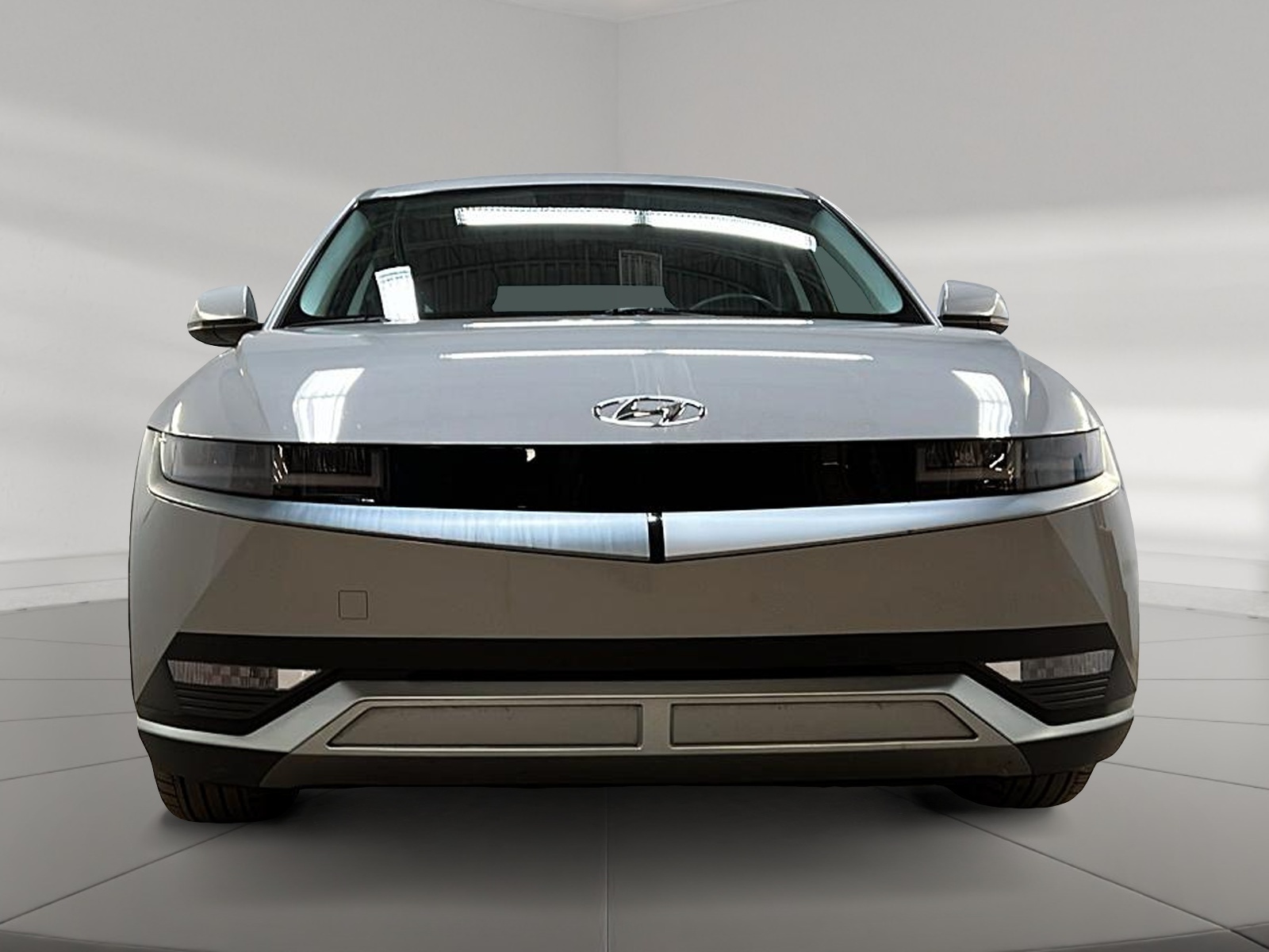 Hyundai IONIQ 5 PREFFERED LONG RANGE NAV 2024 - image #2