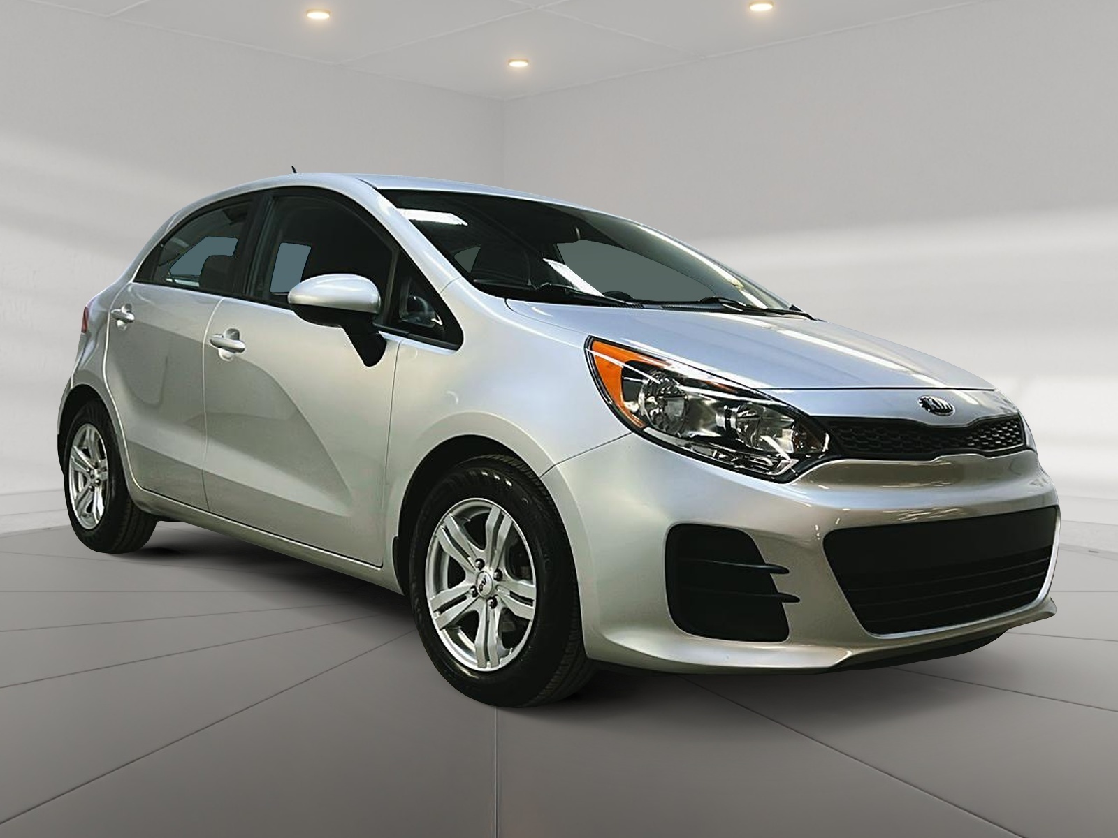 Kia Rio5 2017 - Image #3
