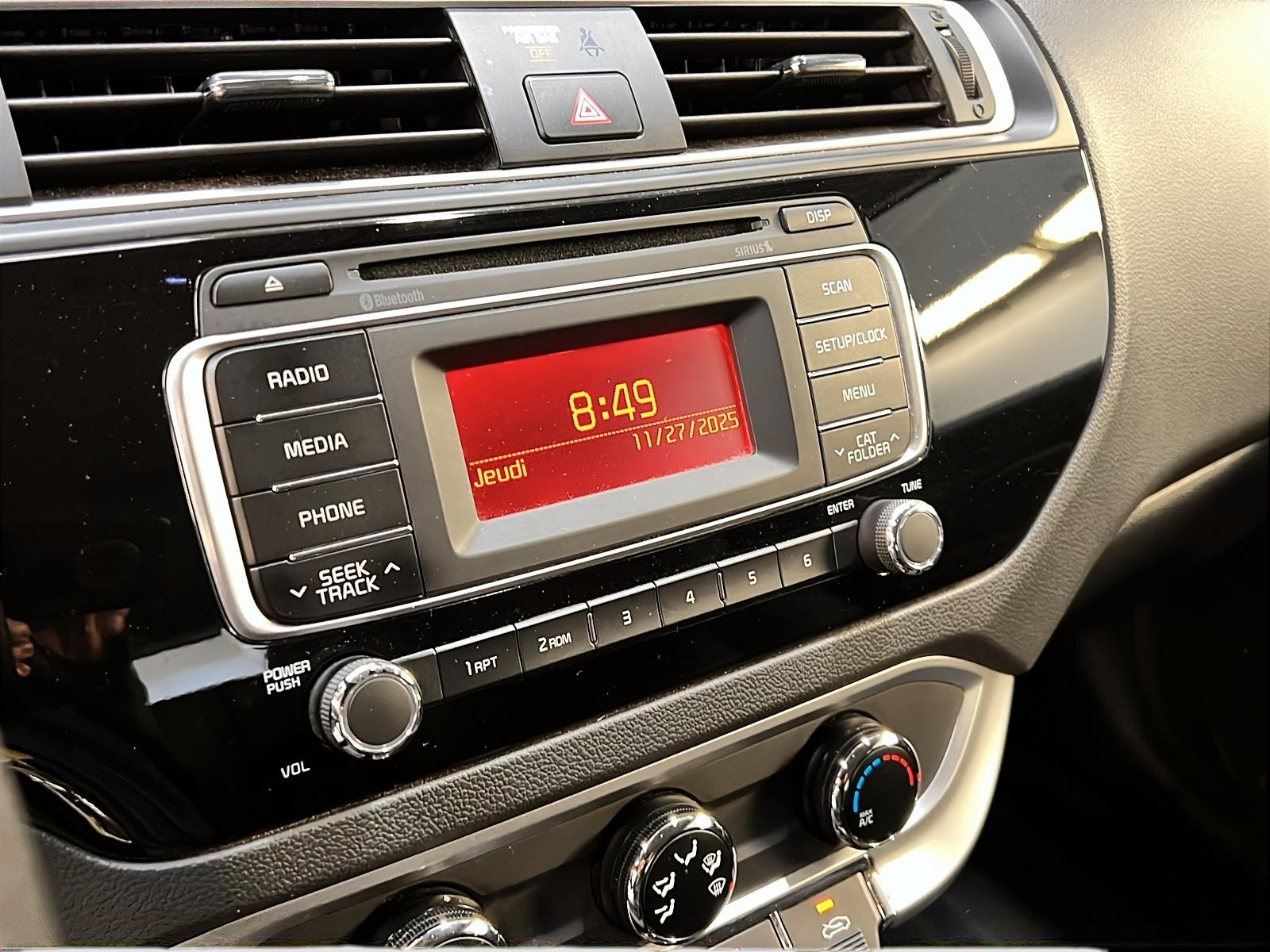 Kia Rio5 2017 - Image #15