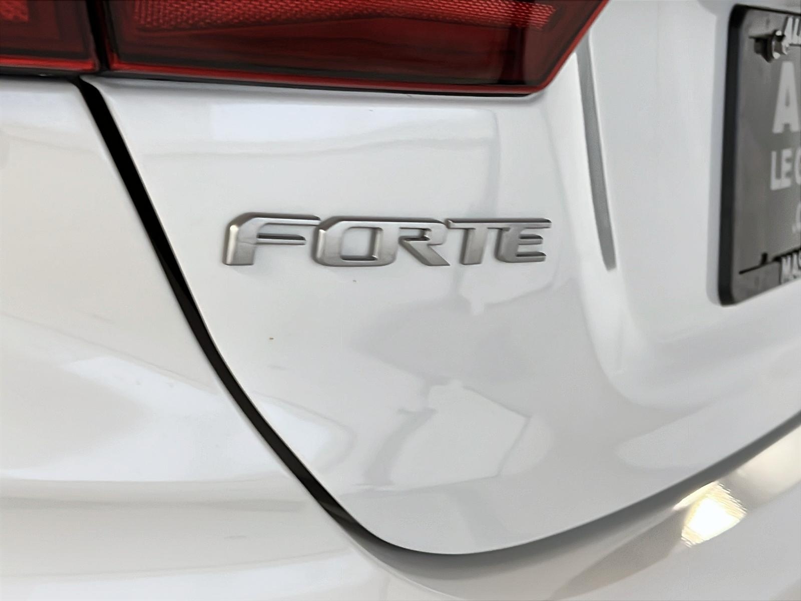 Kia Forte 2024 - Image #22
