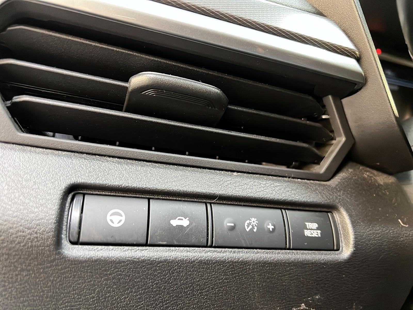 Nissan Altima SR TOIT 4RM 2023 - image #21