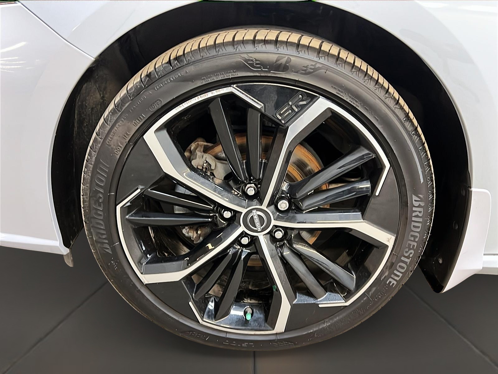 Nissan Altima SR TOIT 4RM 2023 - image #29