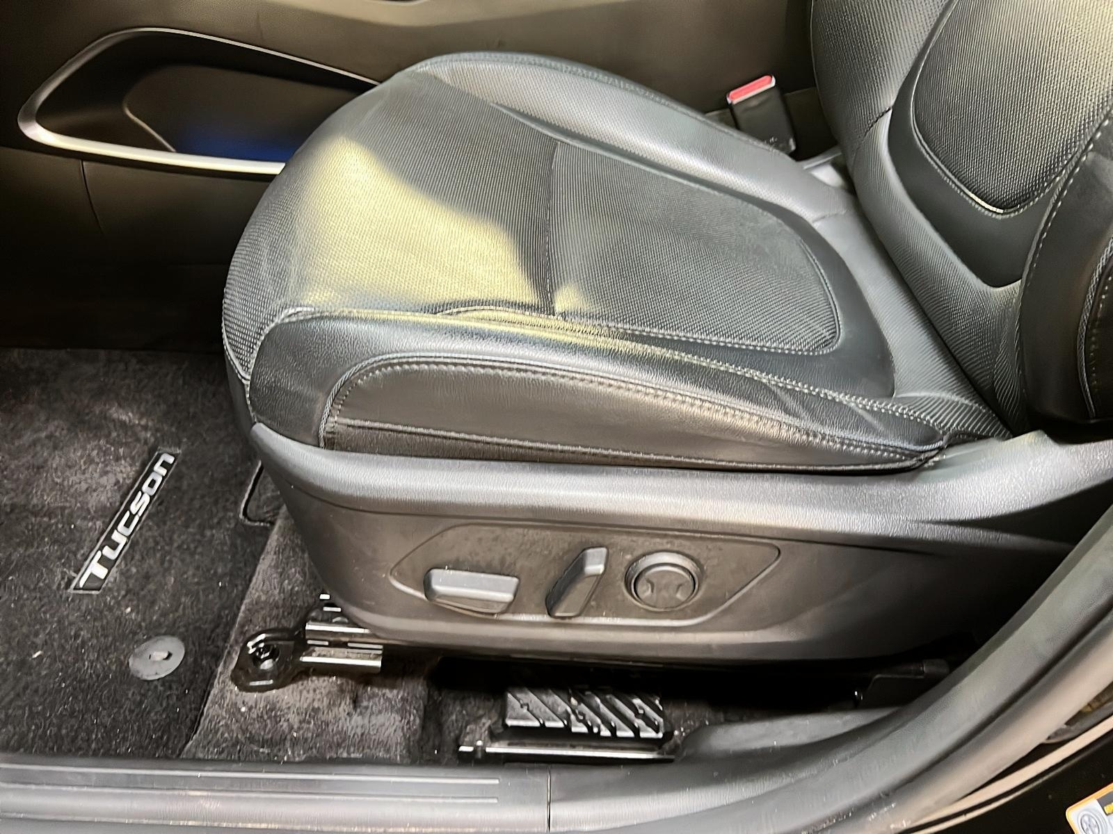 Hyundai Tucson ULTIMATE HYBRIDE CUIR TOIT PANO NAV 4RM 2024 - image #27