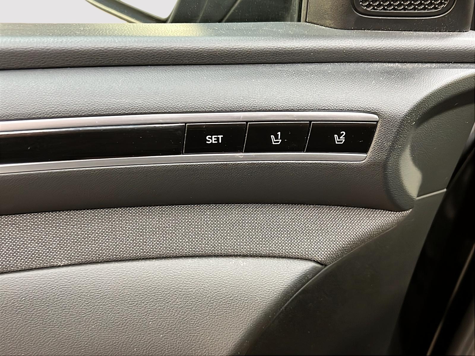 Hyundai Tucson ULTIMATE HYBRIDE CUIR TOIT PANO NAV 4RM 2024 - image #25