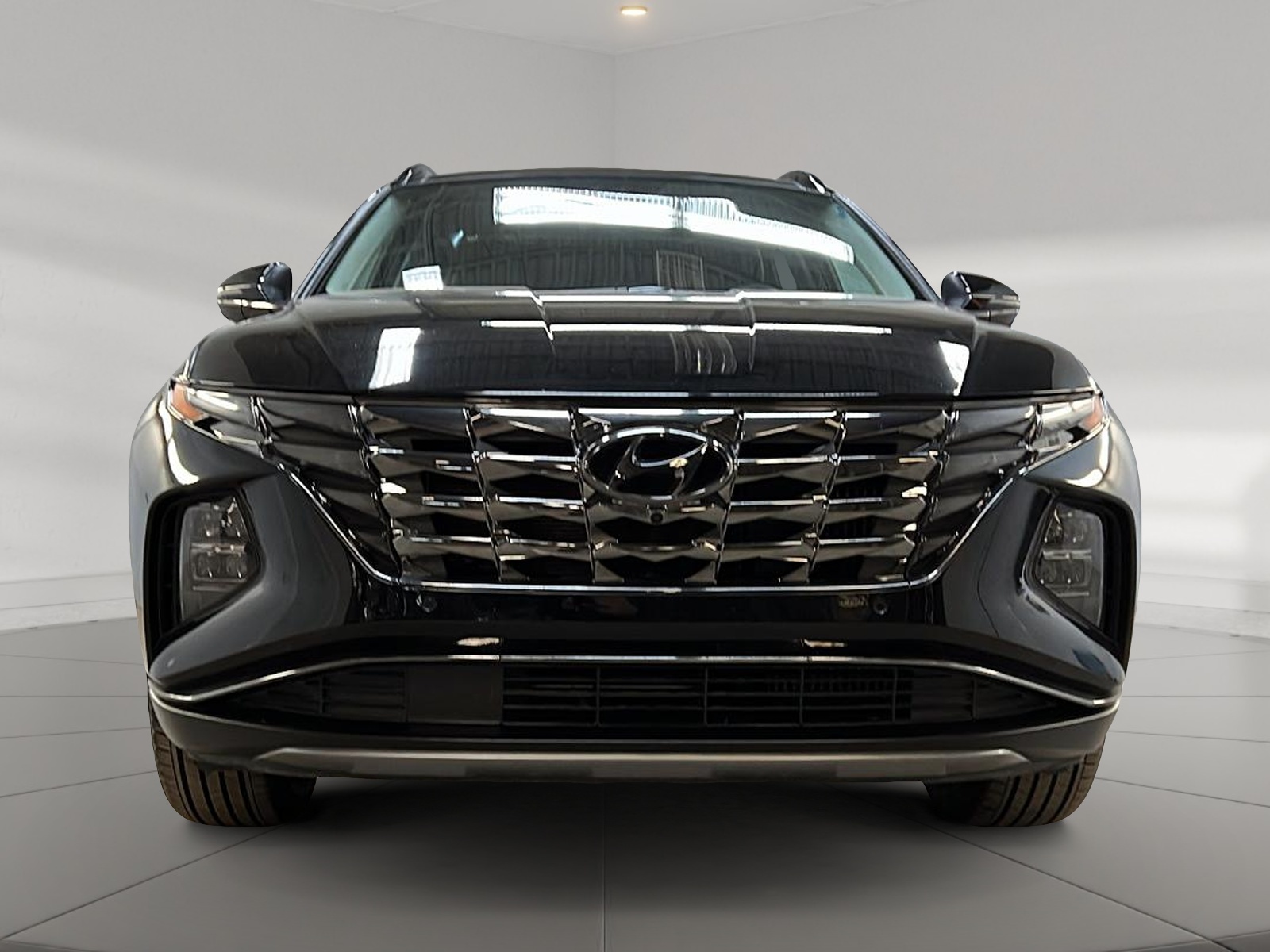 Hyundai Tucson ULTIMATE HYBRIDE CUIR TOIT PANO NAV 4RM 2024 - image #2