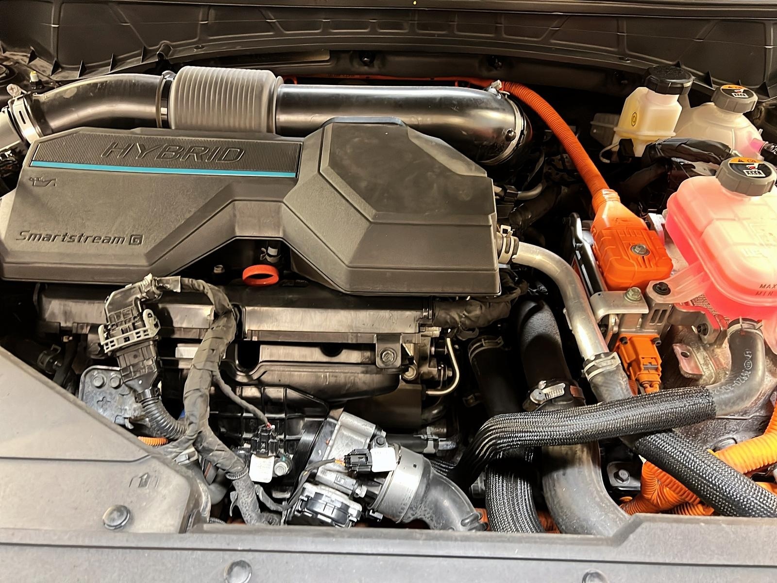 Hyundai Tucson ULTIMATE HYBRIDE CUIR TOIT PANO NAV 4RM 2024 - image #12