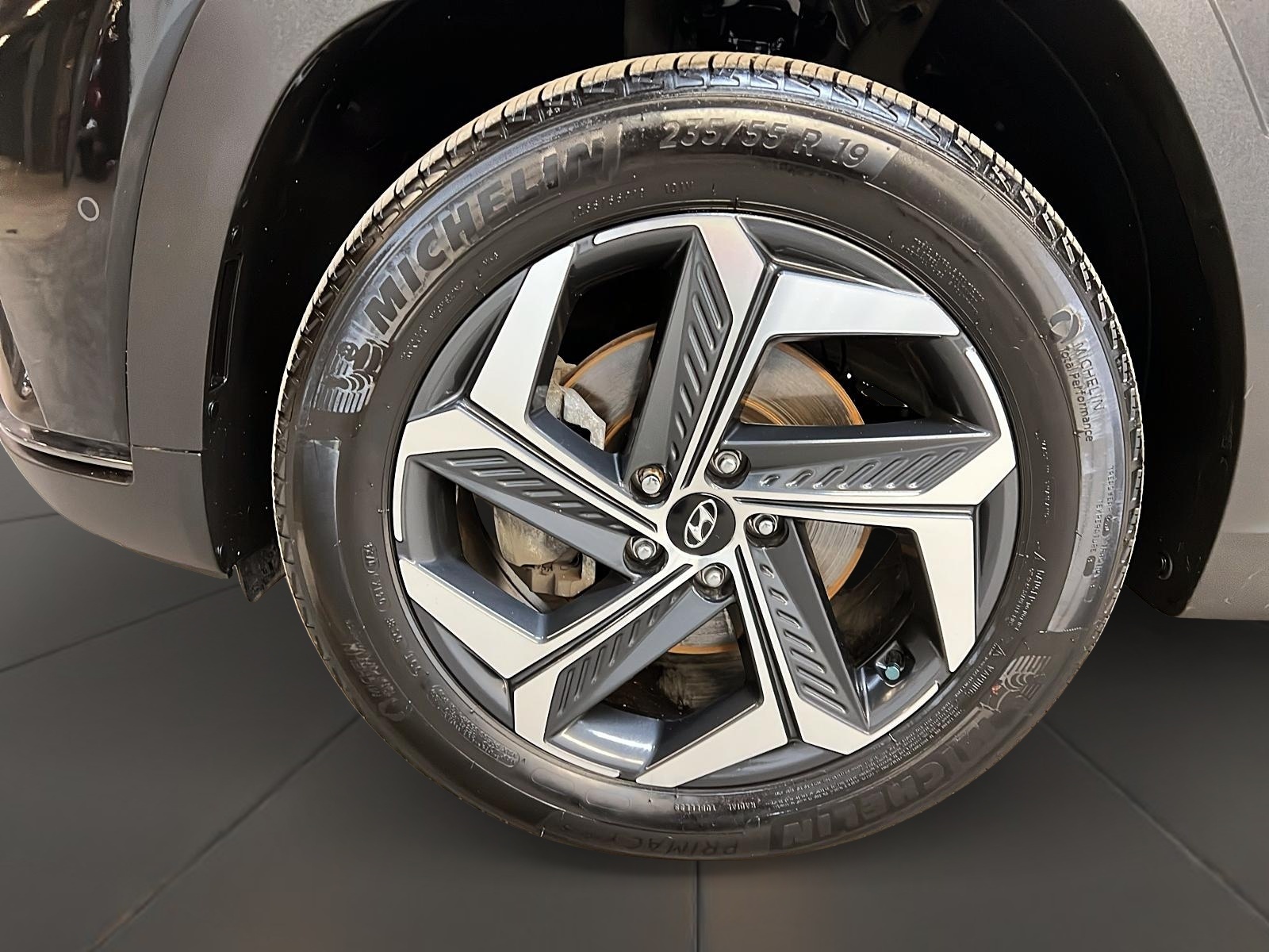 Hyundai Tucson ULTIMATE HYBRIDE CUIR TOIT PANO NAV 4RM 2024 - image #31