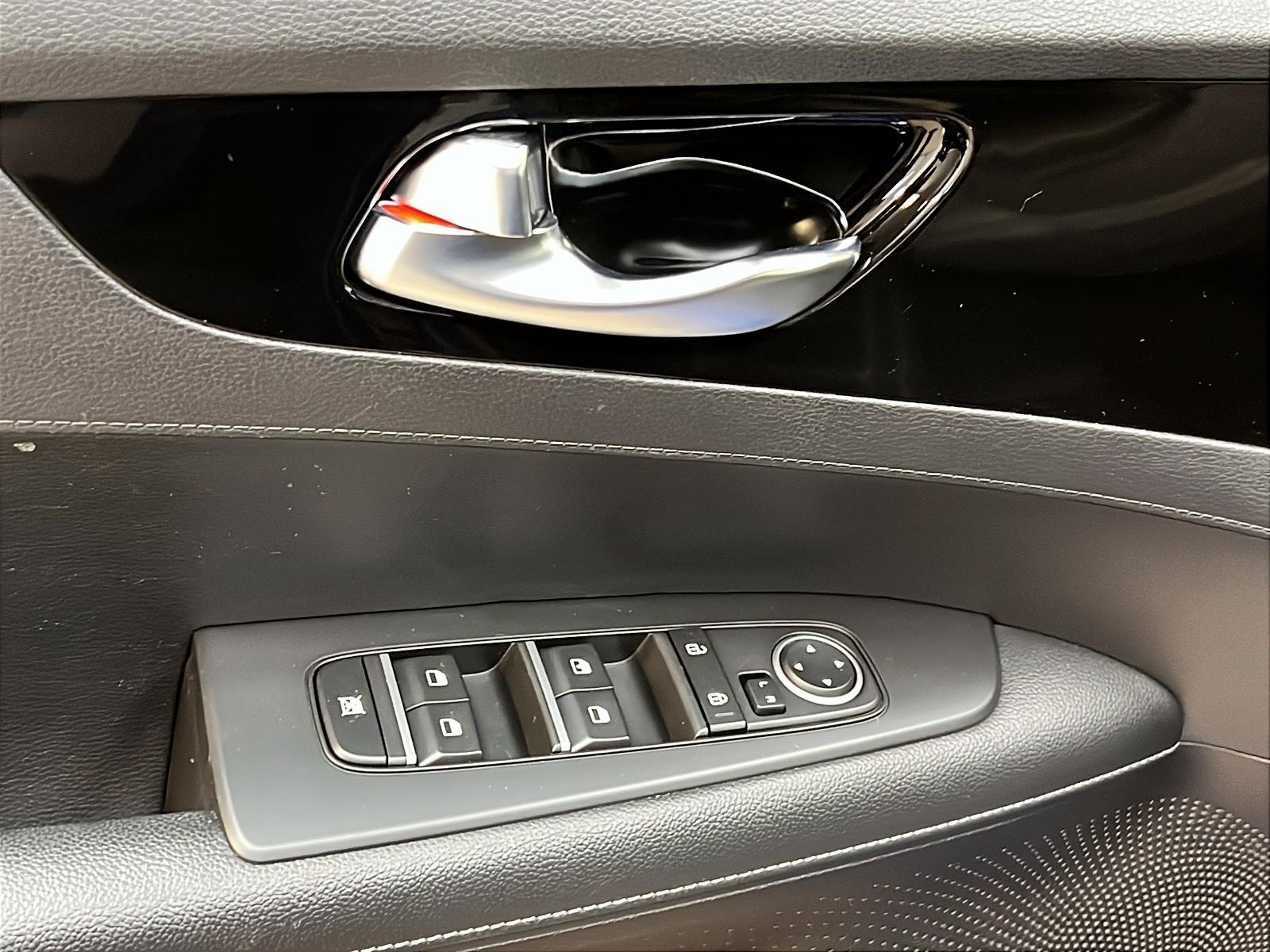 Kia Forte EX 2023 - image #20