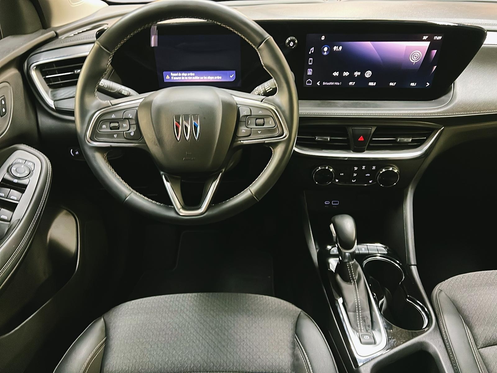 Buick Encore GX 2024 - Image #10