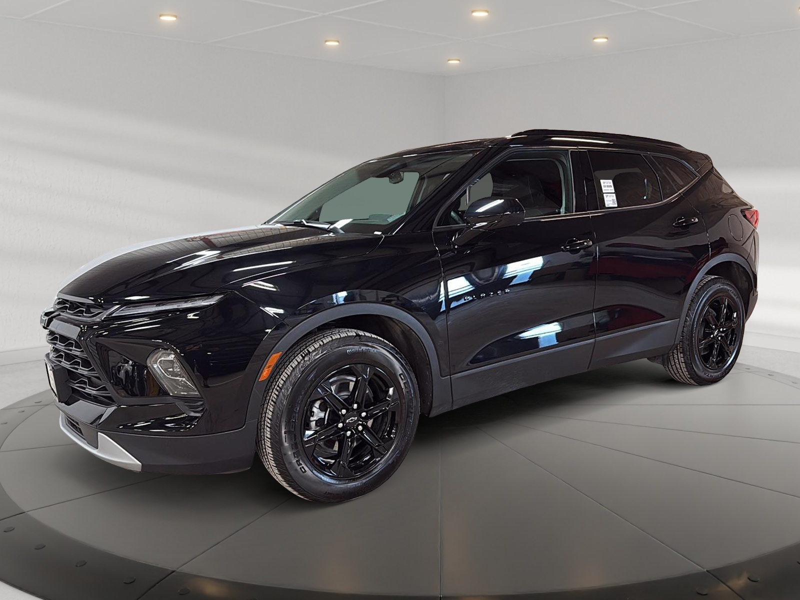 Chevrolet Blazer 2LT PLUS MIDNIGHT 4RM 2025 - image #1