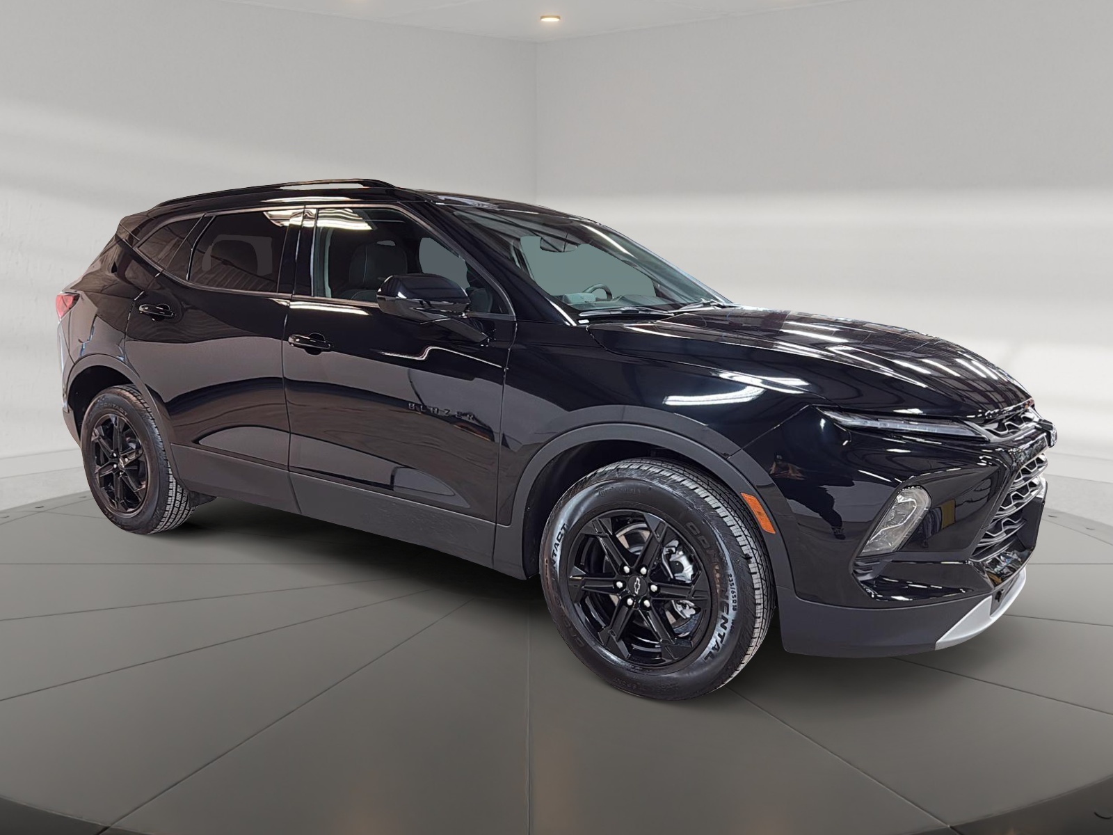 Chevrolet Blazer 2LT PLUS MIDNIGHT 4RM 2025 - image #3