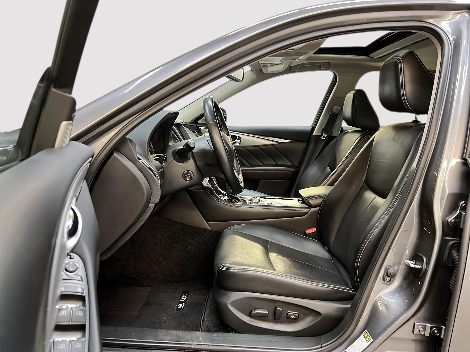 Infiniti Q50 LUXE CUIR TOIT 4RM 2023 - image #7