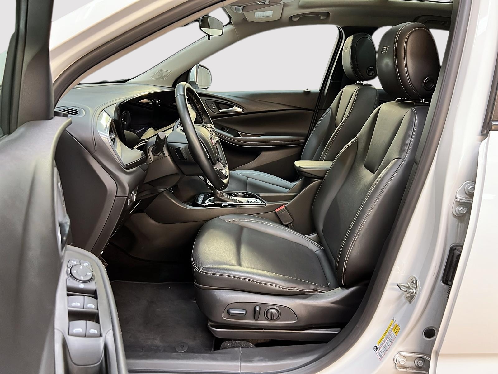 Buick Encore GX ST GR EXPERIENCE CUIR TOIT PANO 4RM 2024 - image #7