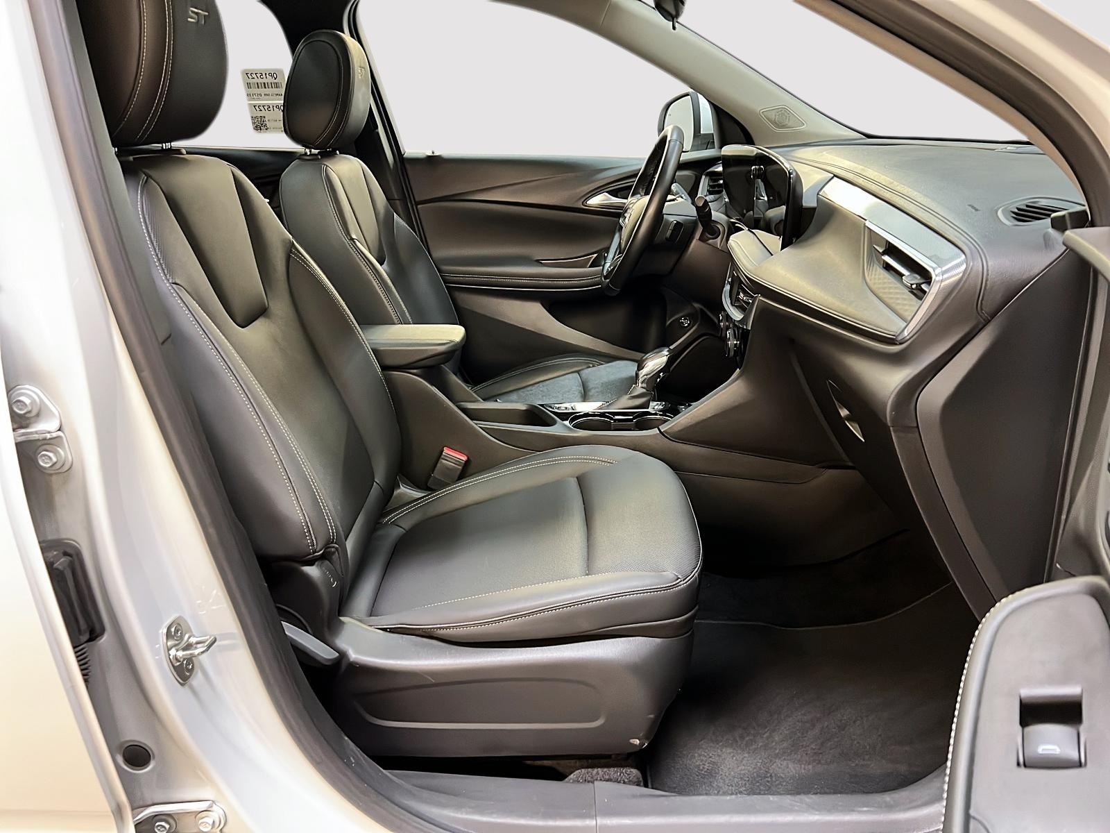 Buick Encore GX ST GR EXPERIENCE CUIR TOIT PANO 4RM 2024 - image #8