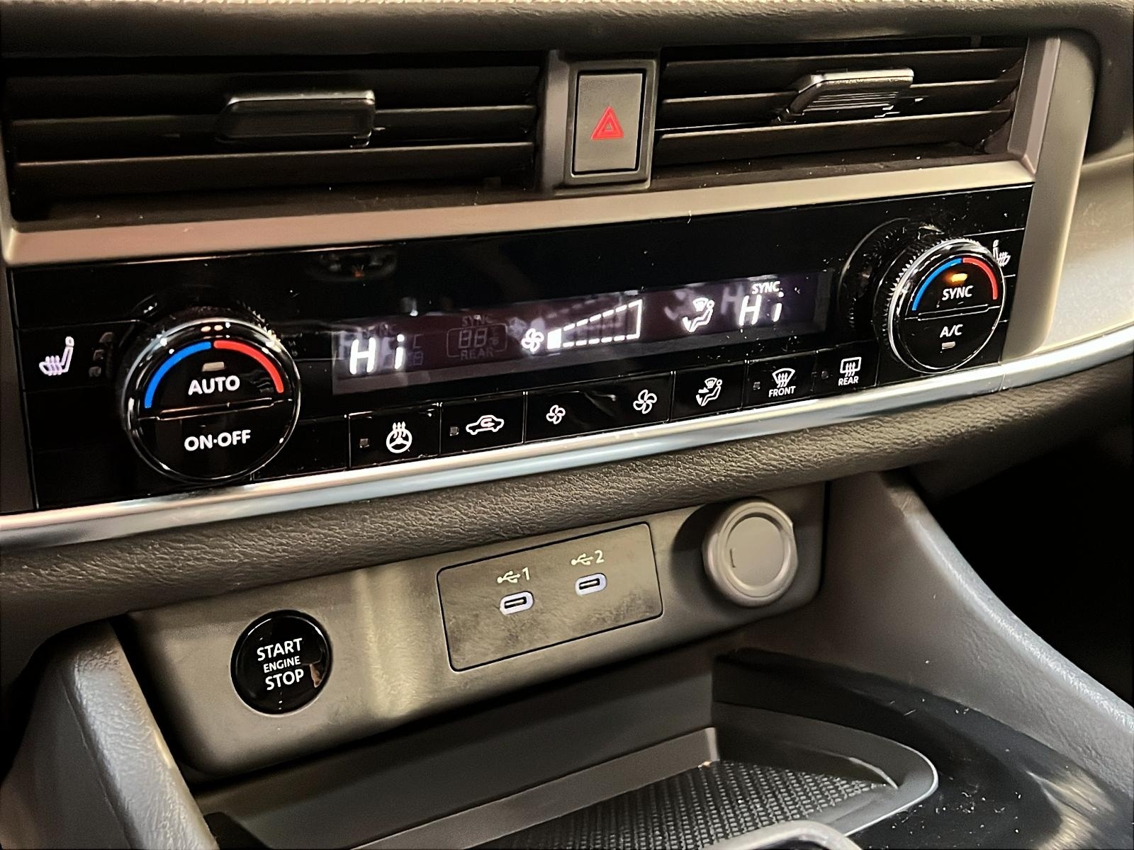 Nissan Rogue SV PREMIUM CUIR TOIT PANO 2025 - image #17