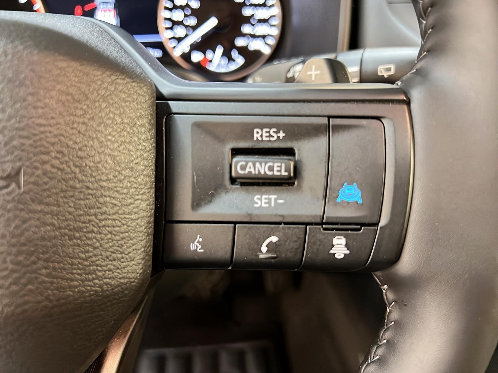 Nissan Rogue SV PREMIUM CUIR TOIT PANO 2025 - image #21