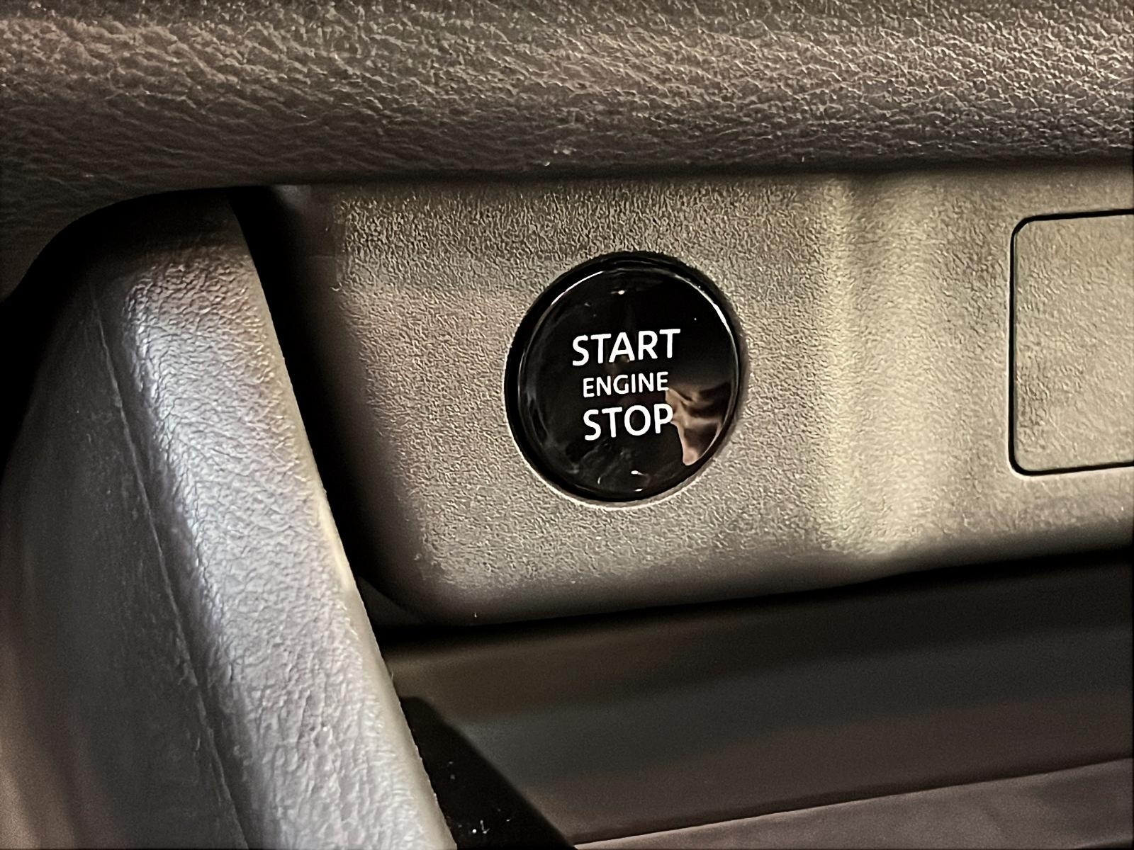 Nissan Rogue SV PREMIUM CUIR TOIT PANO 2025 - image #20