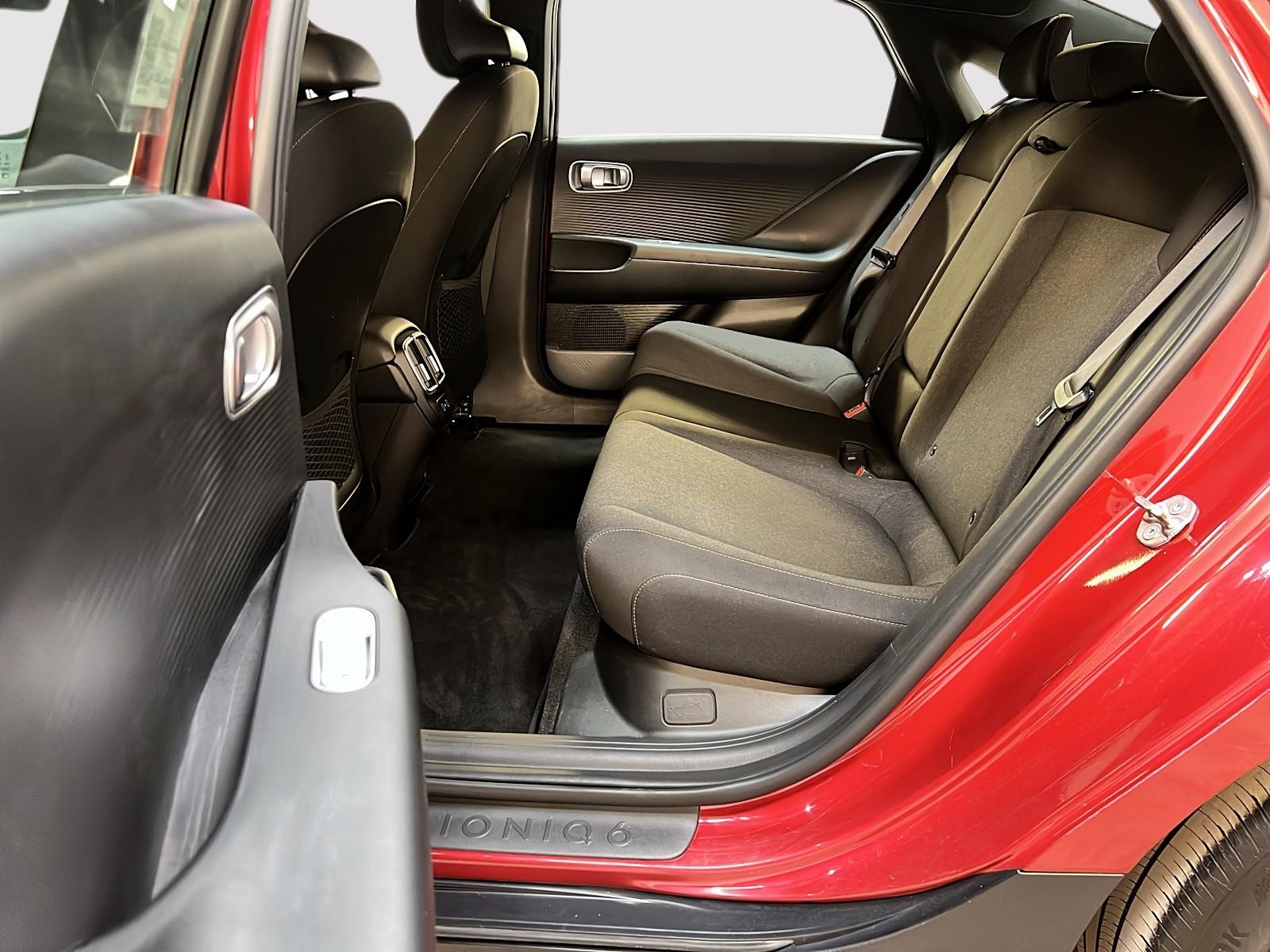 Hyundai IONIQ 6 PREFERRED LONG RANGE  NAV  4RM 2024 - image #9