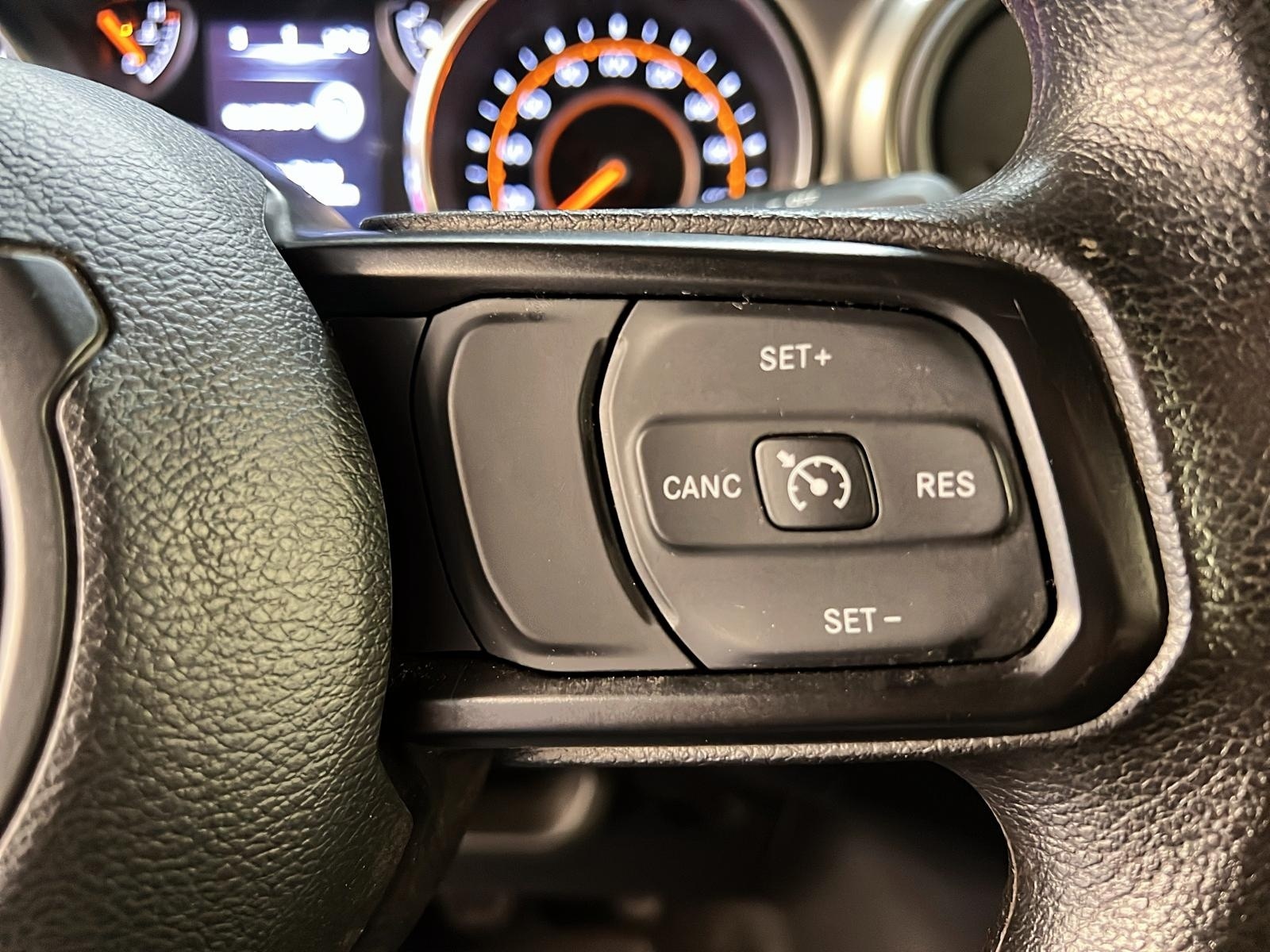 Jeep Wrangler 2023 - Image #17