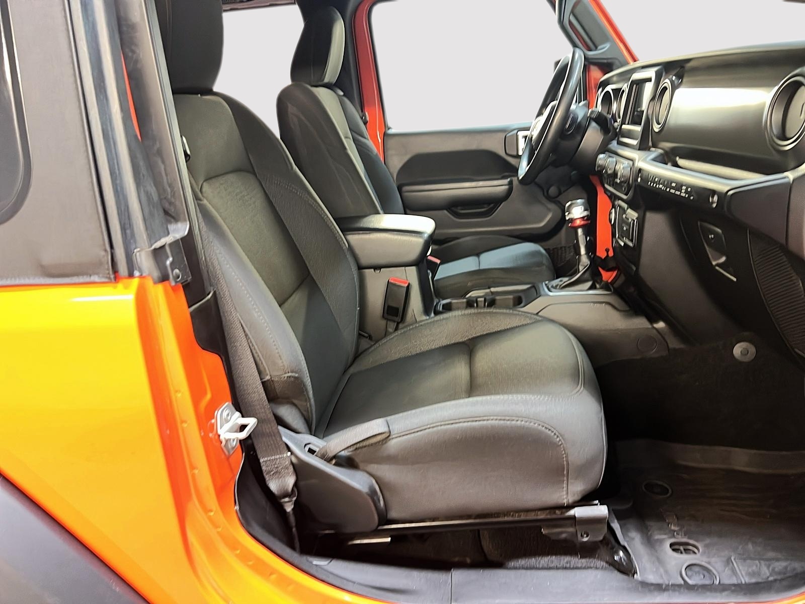 Jeep Wrangler SPORT 4X4 2023 - image #8