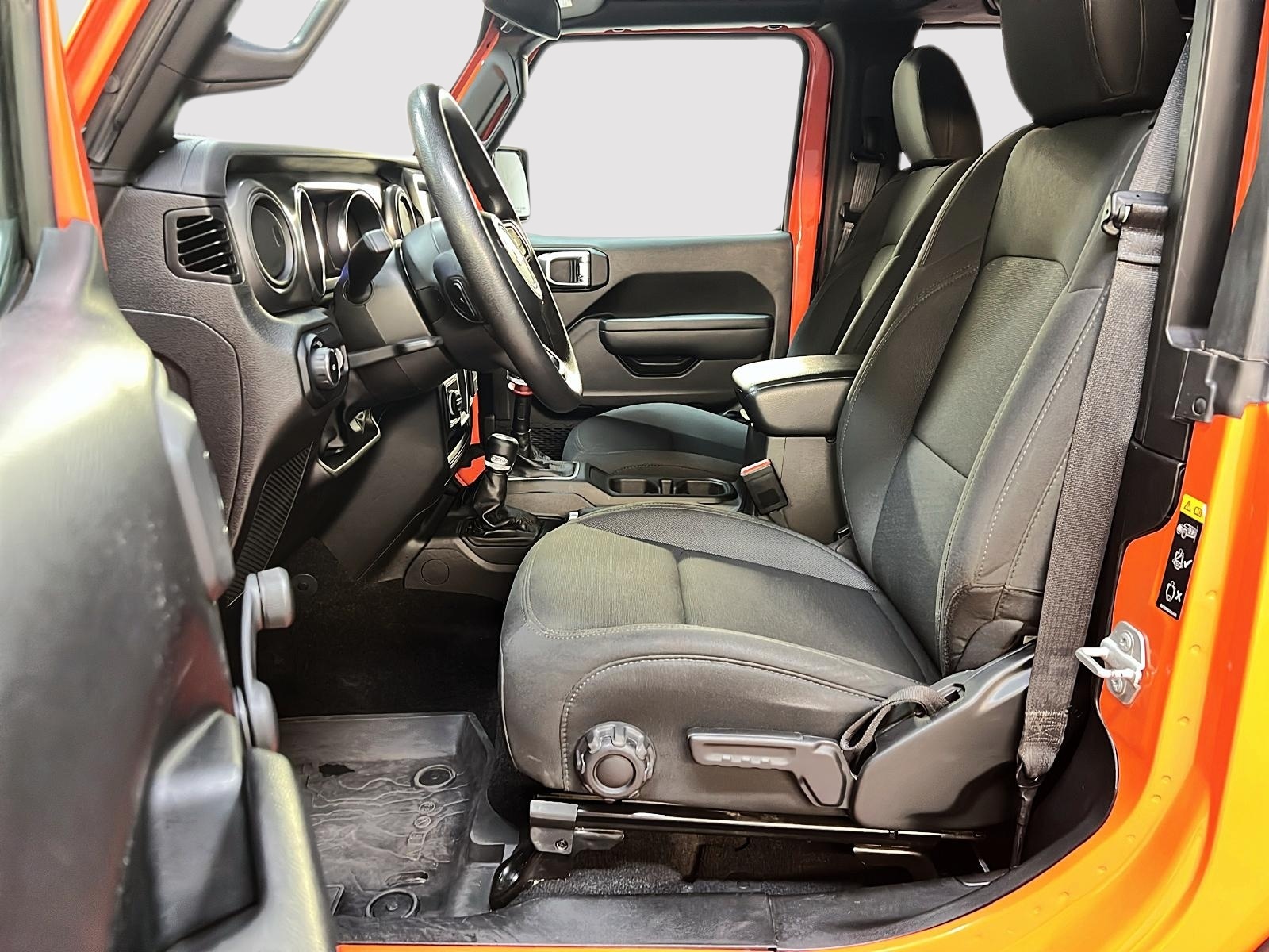 Jeep Wrangler 2023 - Image #7