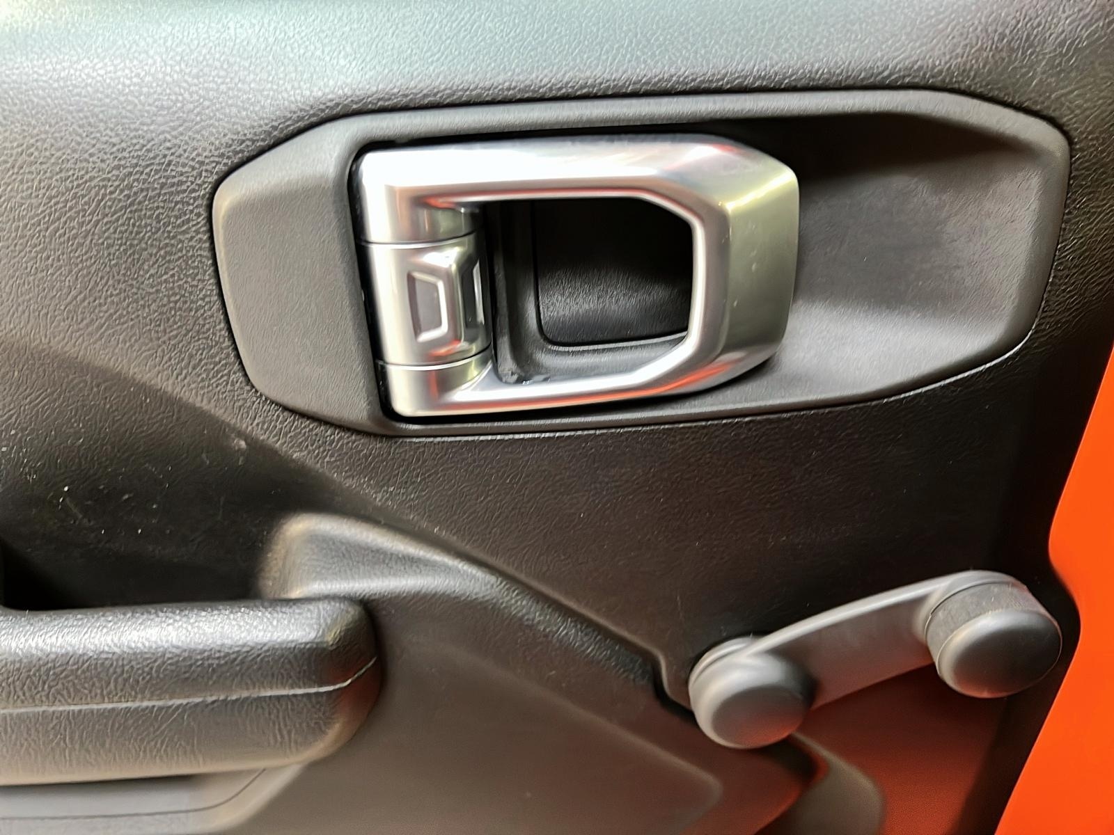 Jeep Wrangler 2023 - Image #20