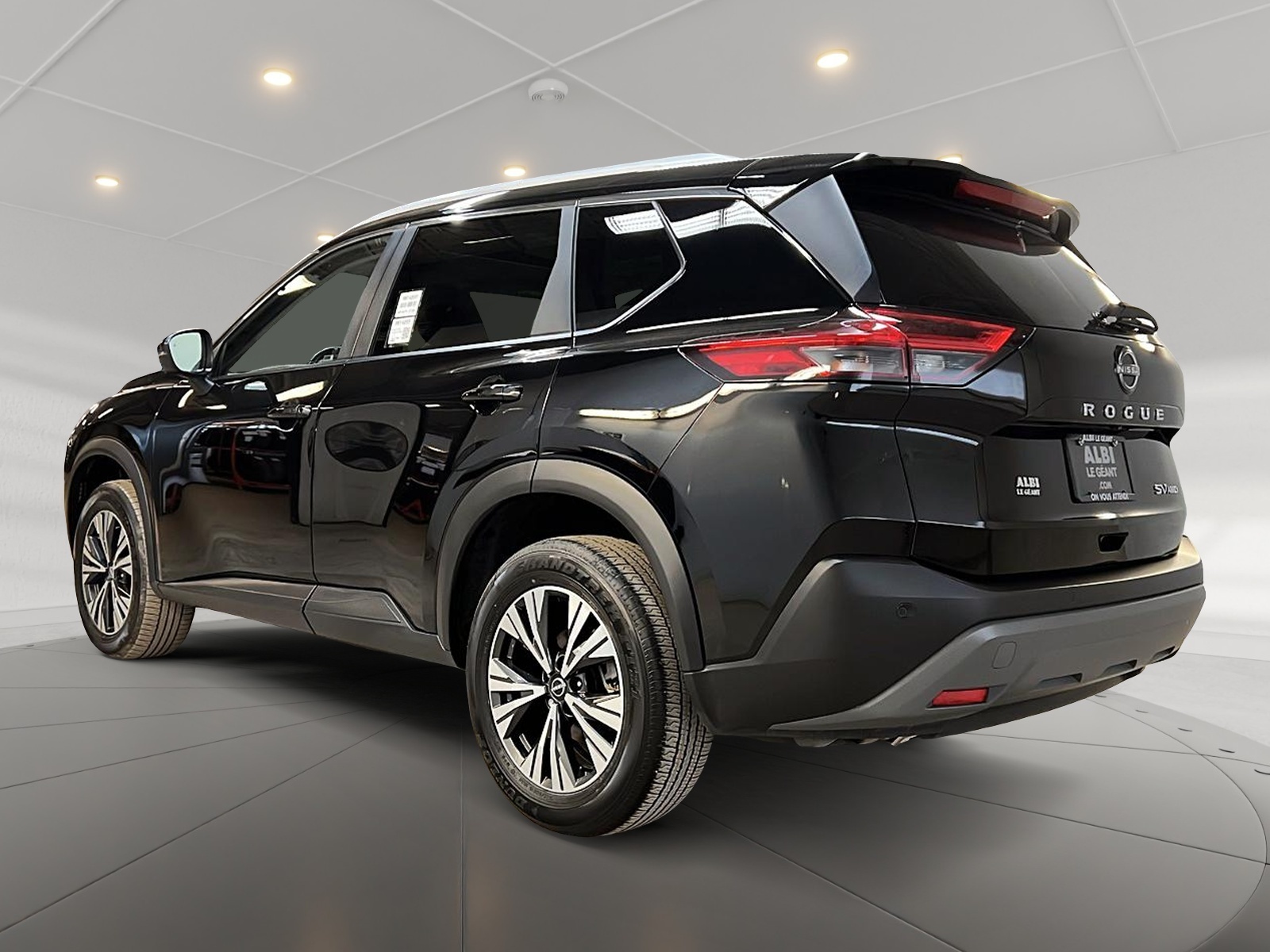 Nissan Rogue SV TOIT PANO 4RM 2023 — photo 6