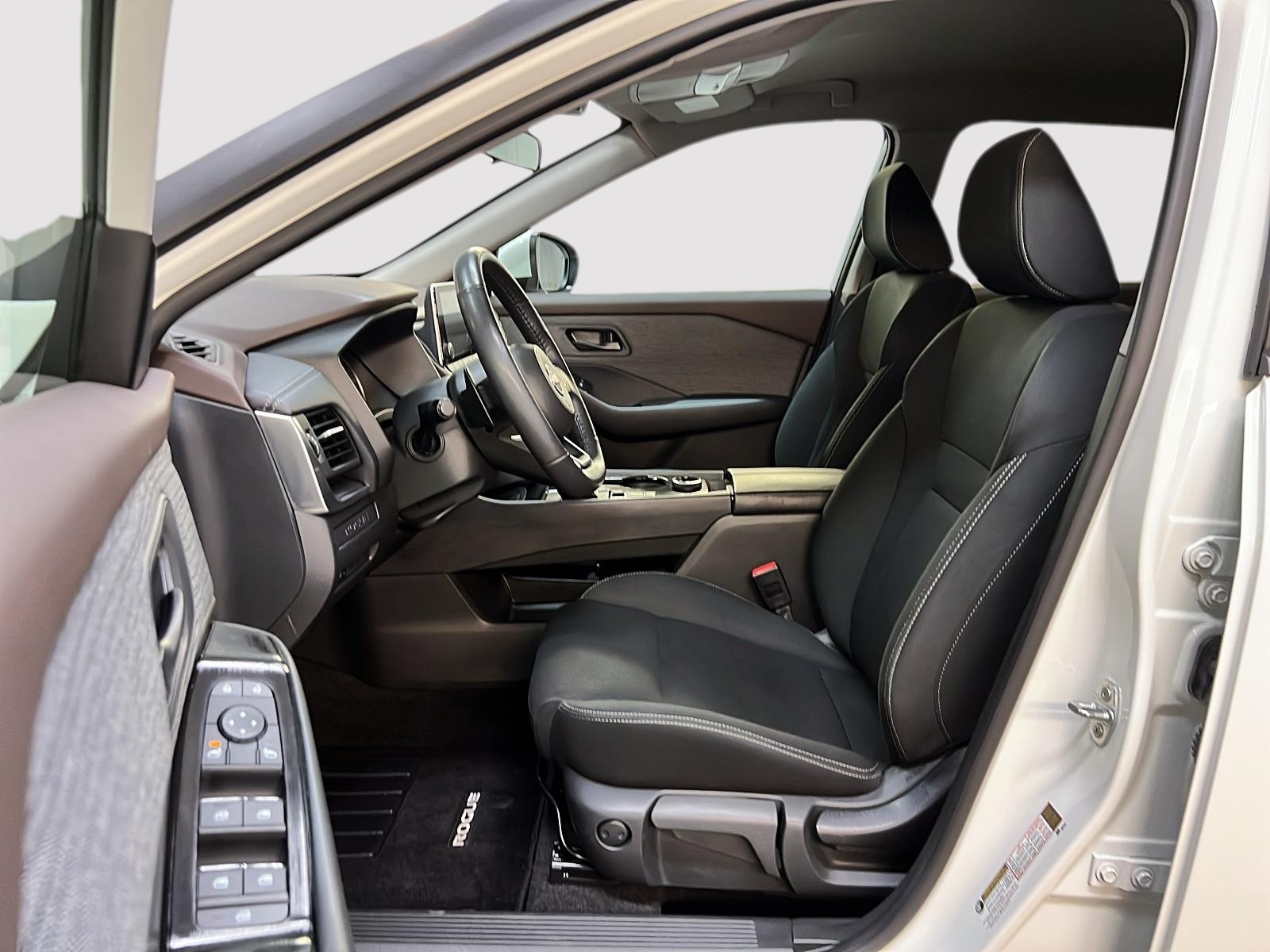 Nissan Rogue 2023 - Image #7