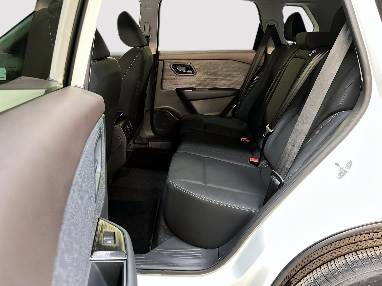 Nissan Rogue S 4RM 2023 - image #9