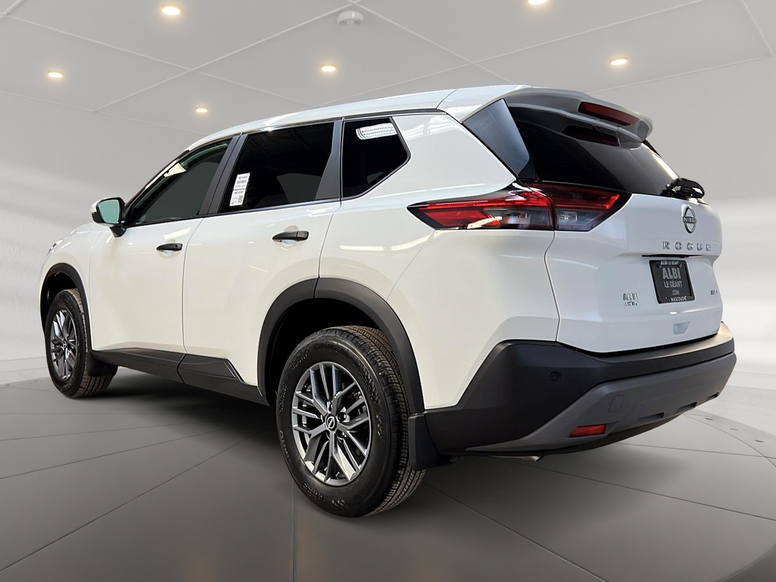 Nissan Rogue S 4RM 2023 - image #6