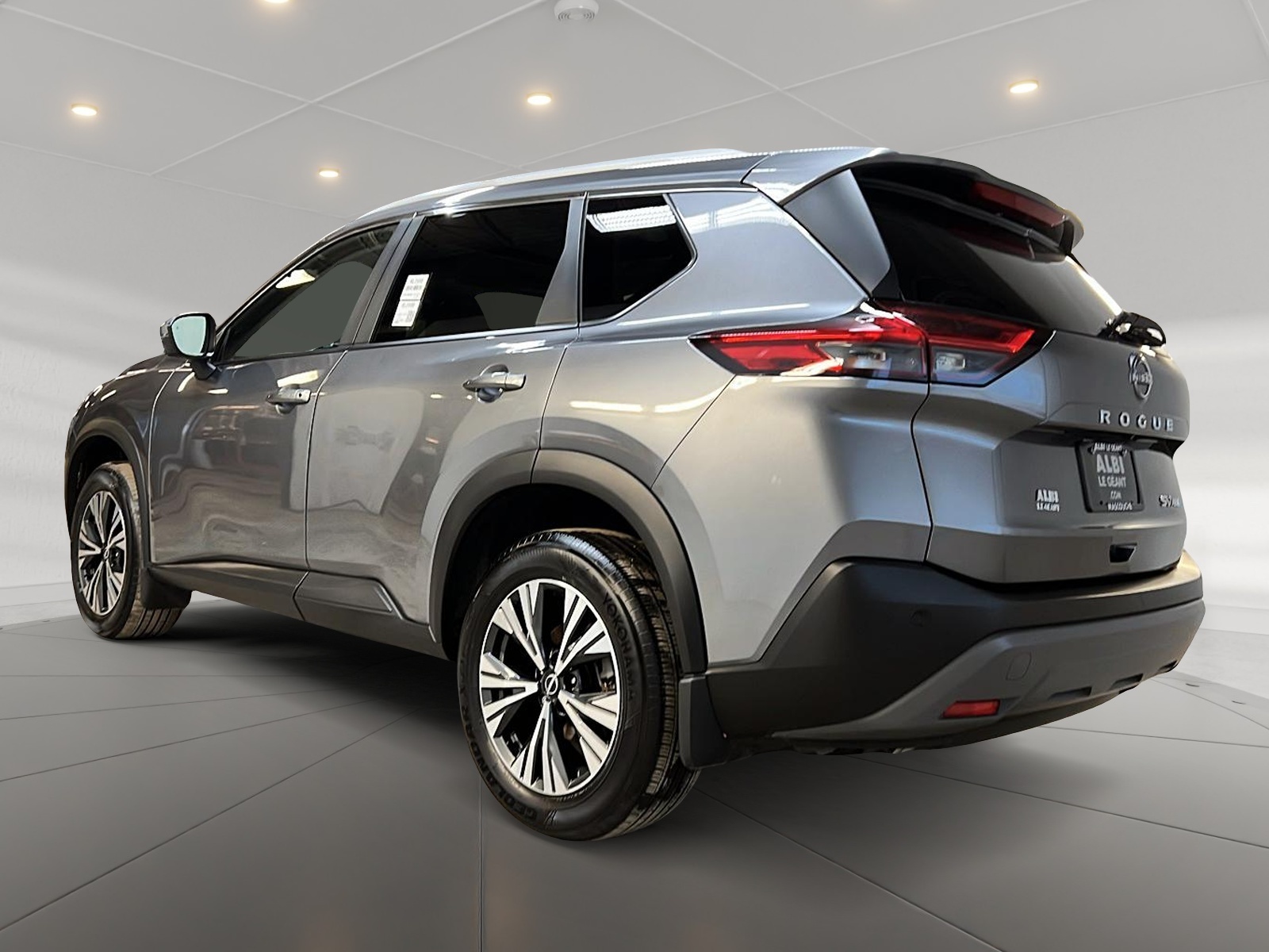 Nissan Rogue SV TOIT PANO 4RM 2023 — photo 6