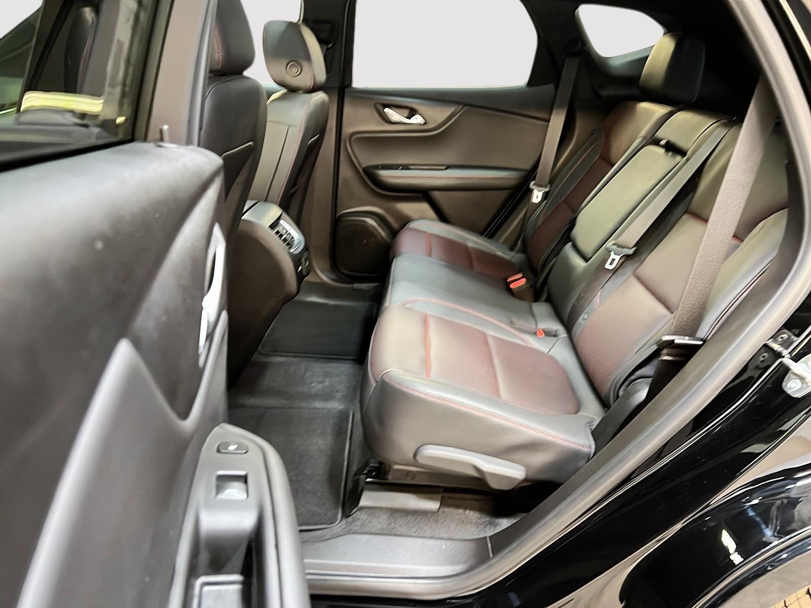 Chevrolet Blazer 1RS GR. COMMODITÉ CUIR TOIT PANO NAV 4RM 2024 - image #9