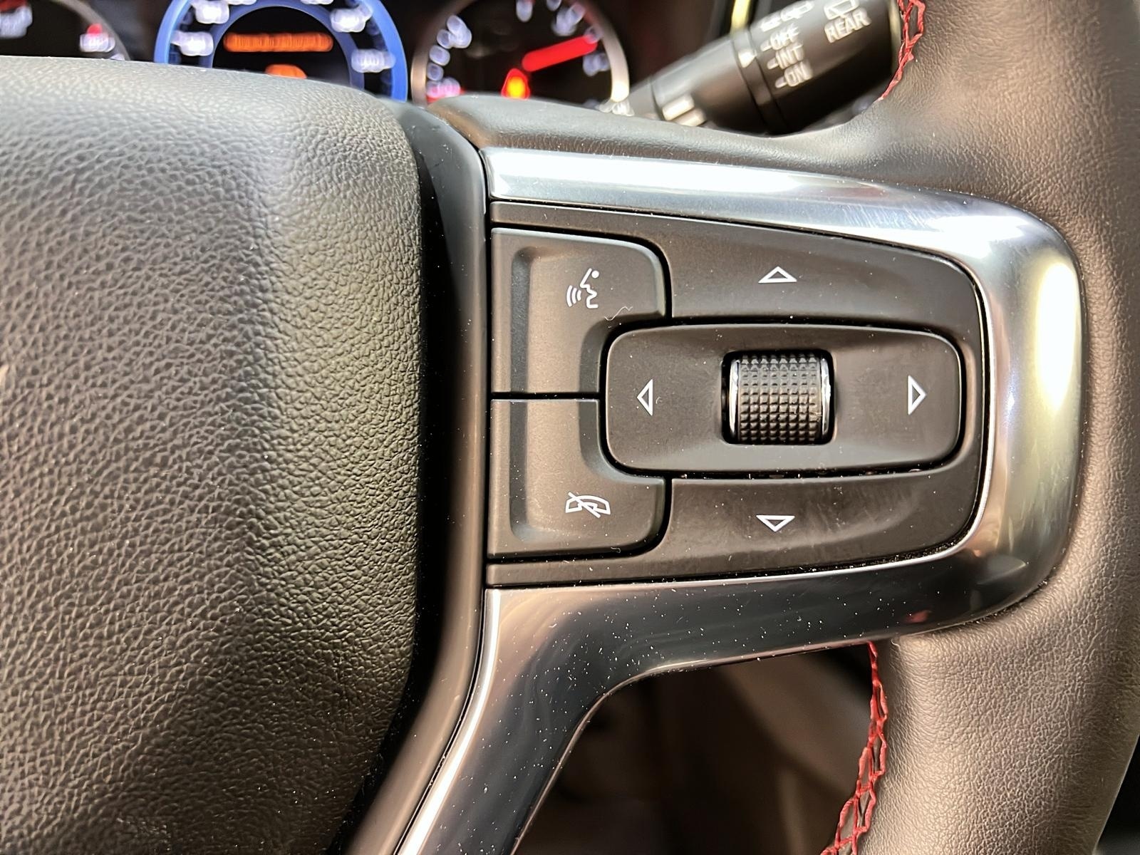 Chevrolet Blazer 1RS GR. COMMODITÉ CUIR TOIT PANO NAV 4RM 2024 - image #21