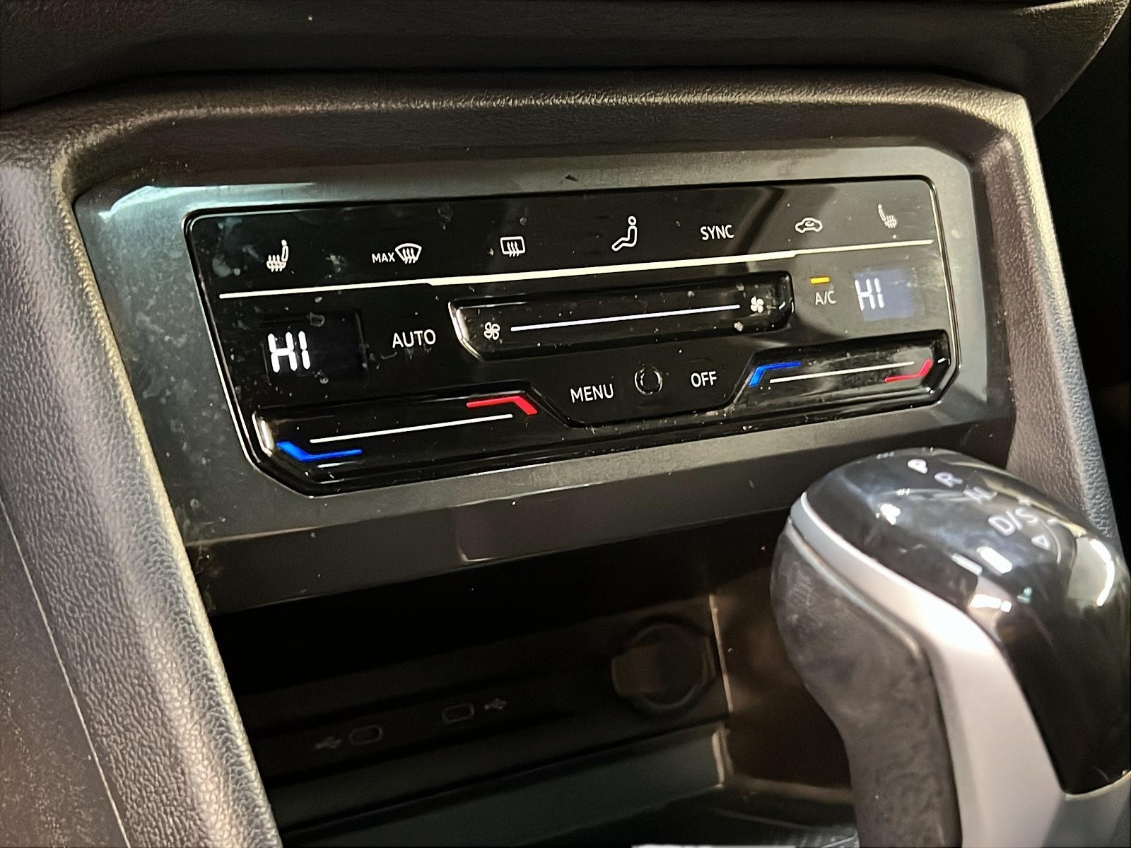 Volkswagen Tiguan 2022 - Image #15