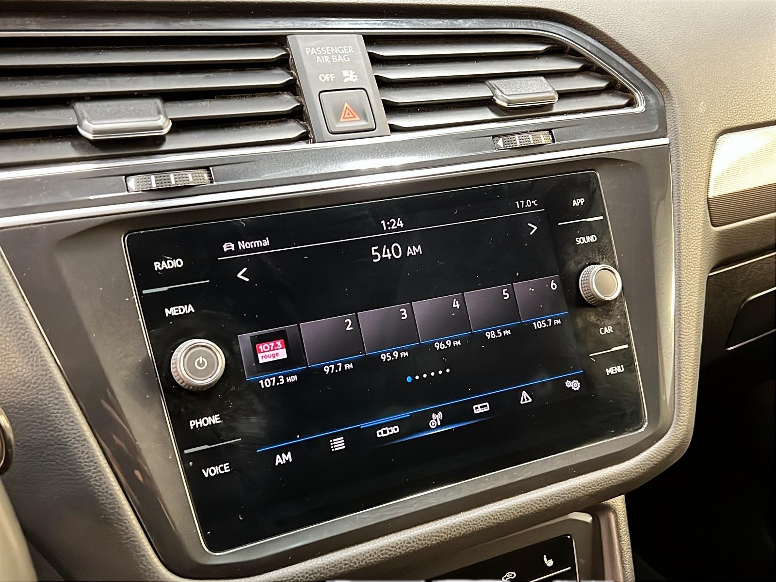 Volkswagen Tiguan COMFORTLINE TOIT PANO 4MOTION 2022 - image #16