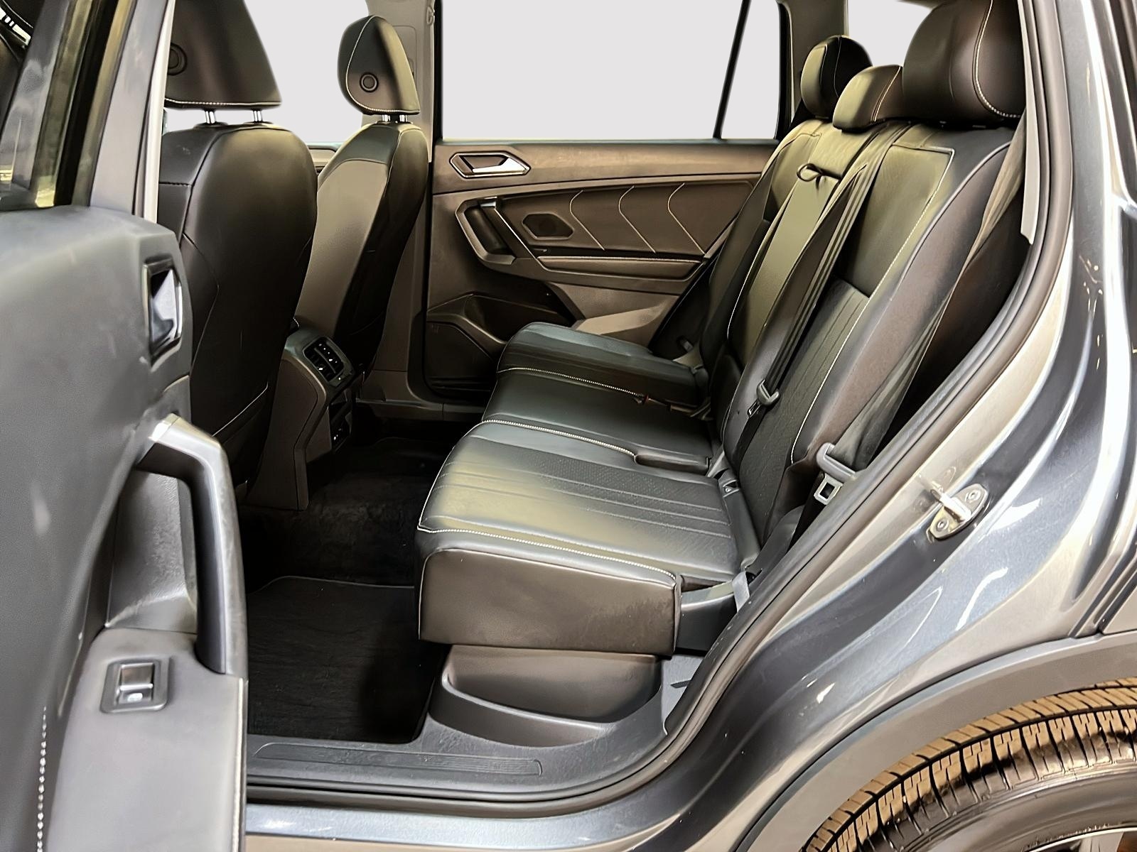 Volkswagen Tiguan COMFORTLINE TOIT PANO 4MOTION 2022 - image #9