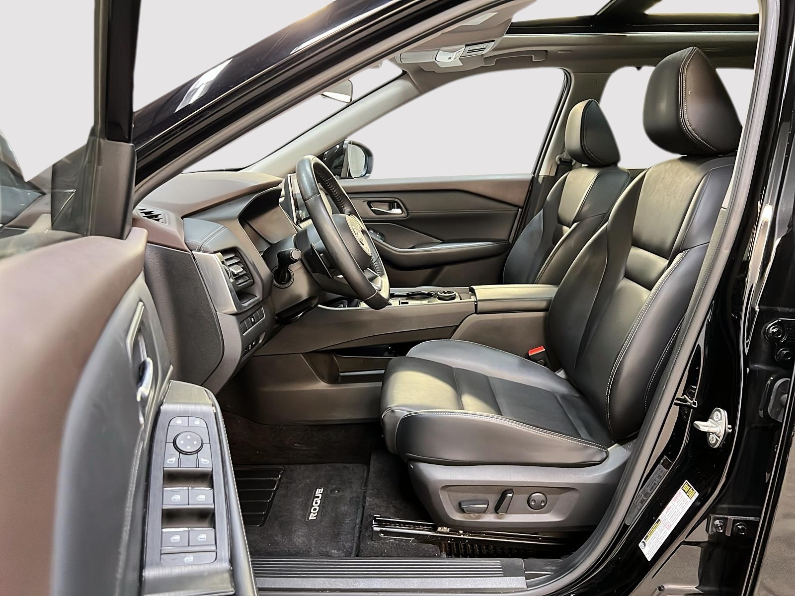 Nissan Rogue SV MIDNIGHT CUIR TOIT PANO 4RM 2023 — photo 7