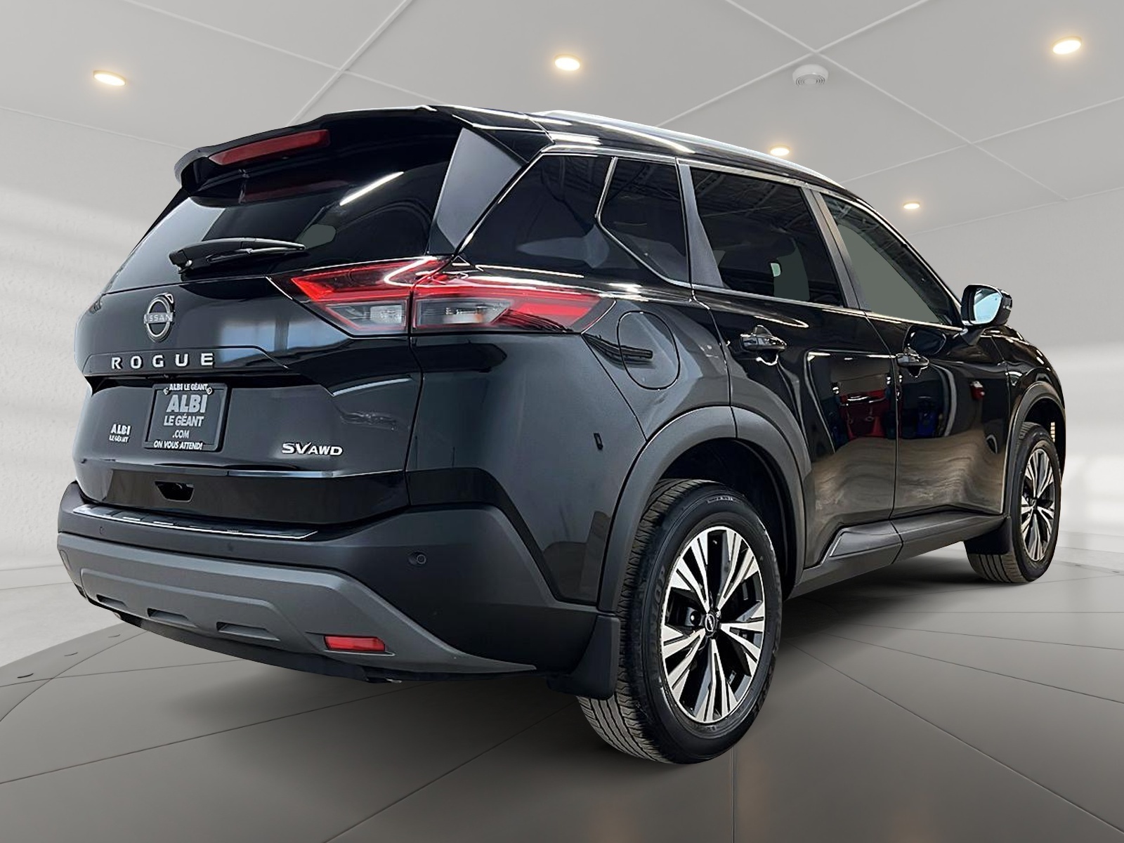 Nissan Rogue SV TOIT PANO 4RM 2023 — photo 4