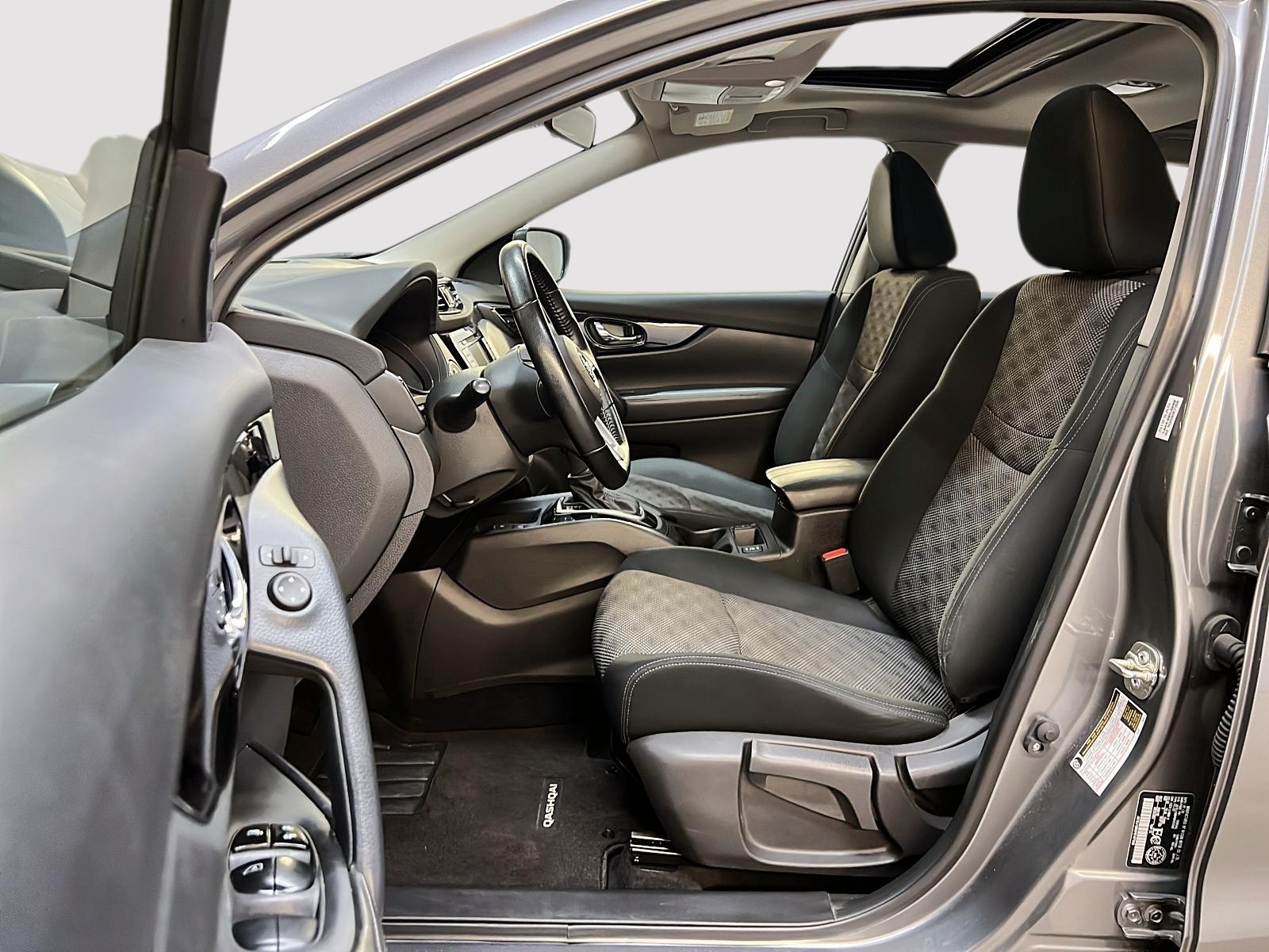 Nissan Qashqai SV TOIT 4RM 2023 — photo 7
