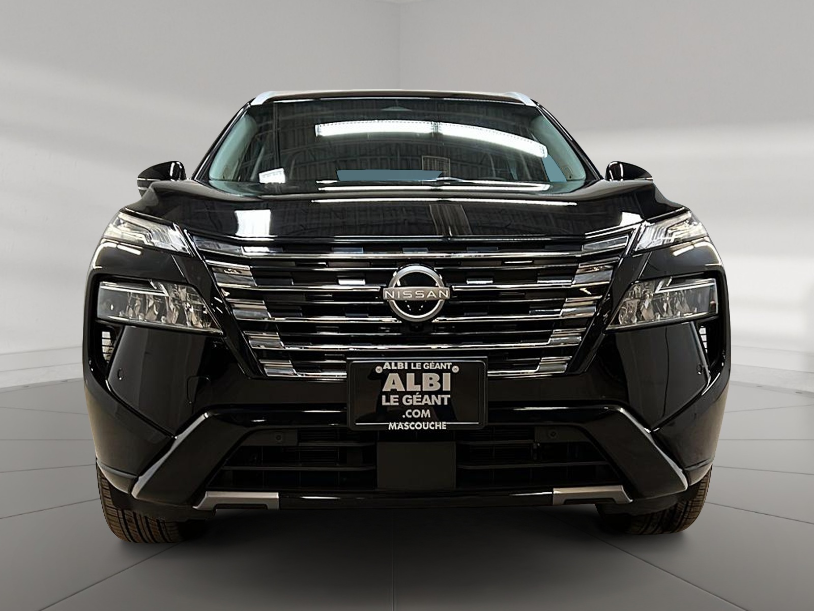 Nissan Rogue PLATINUM CUIR TOIT PANO NAV 4RM 2024 — photo 2