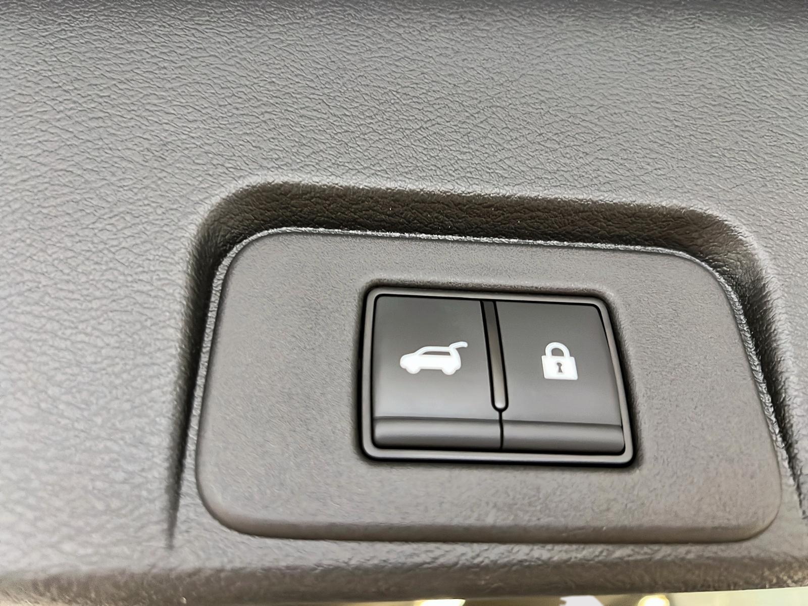 Nissan Rogue PLATINUM CUIR TOIT PANO NAV 4RM 2023 - image #15