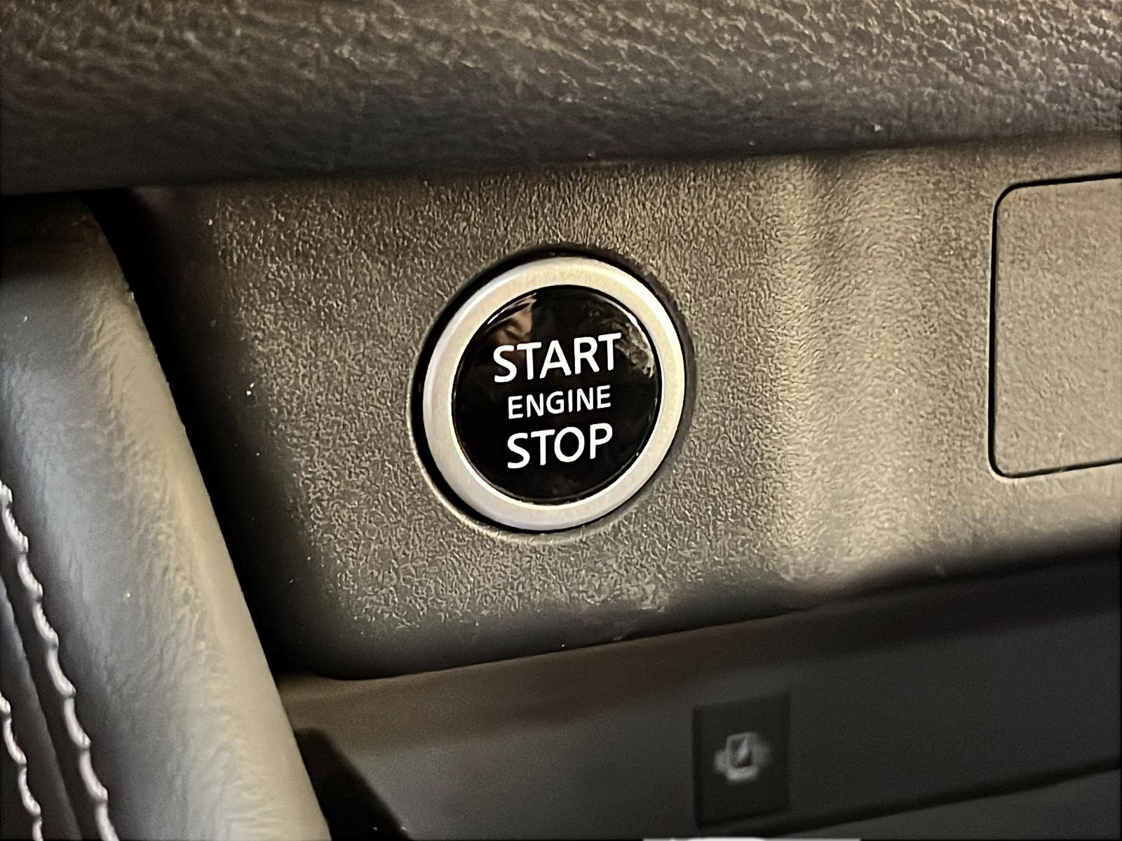 Nissan Rogue PLATINUM CUIR TOIT PANO NAV 4RM 2023 - image #21